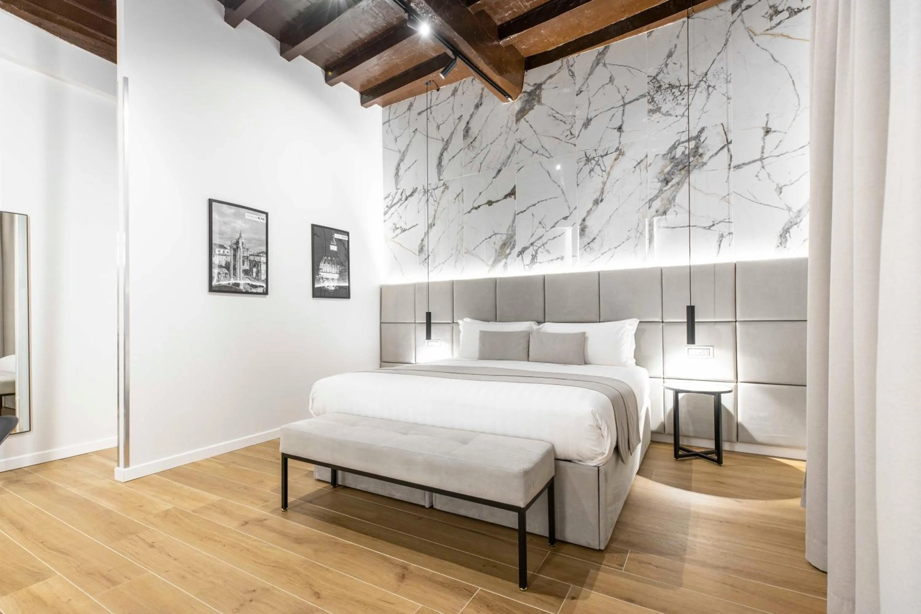 Bed in Home at Rome Luxury Navona Guesthouse