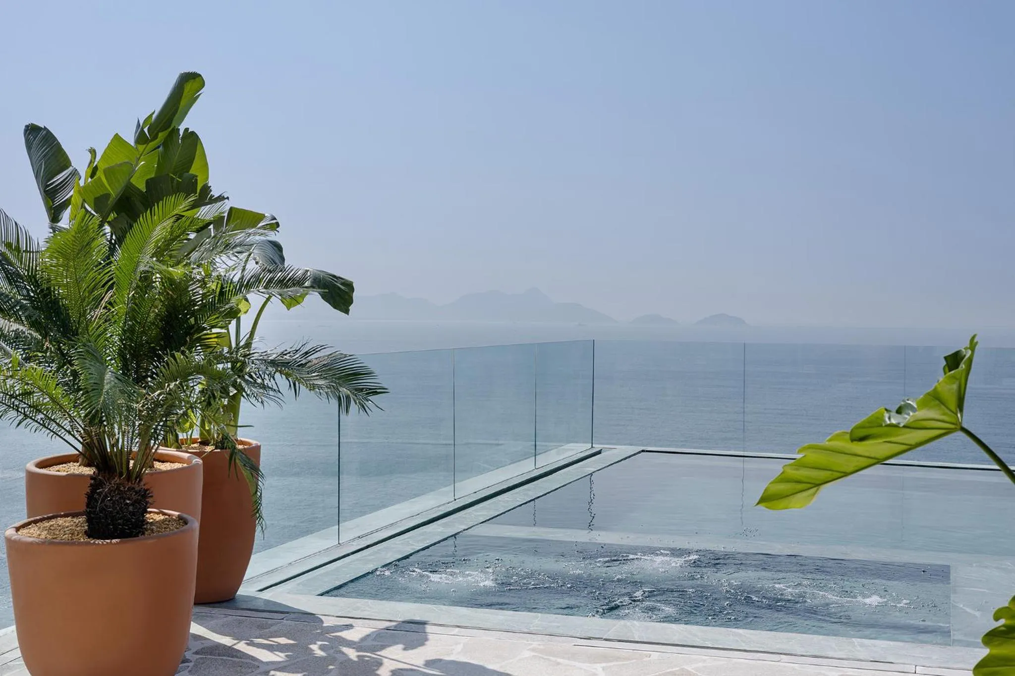 Swimming pool in Rio Othon Palace