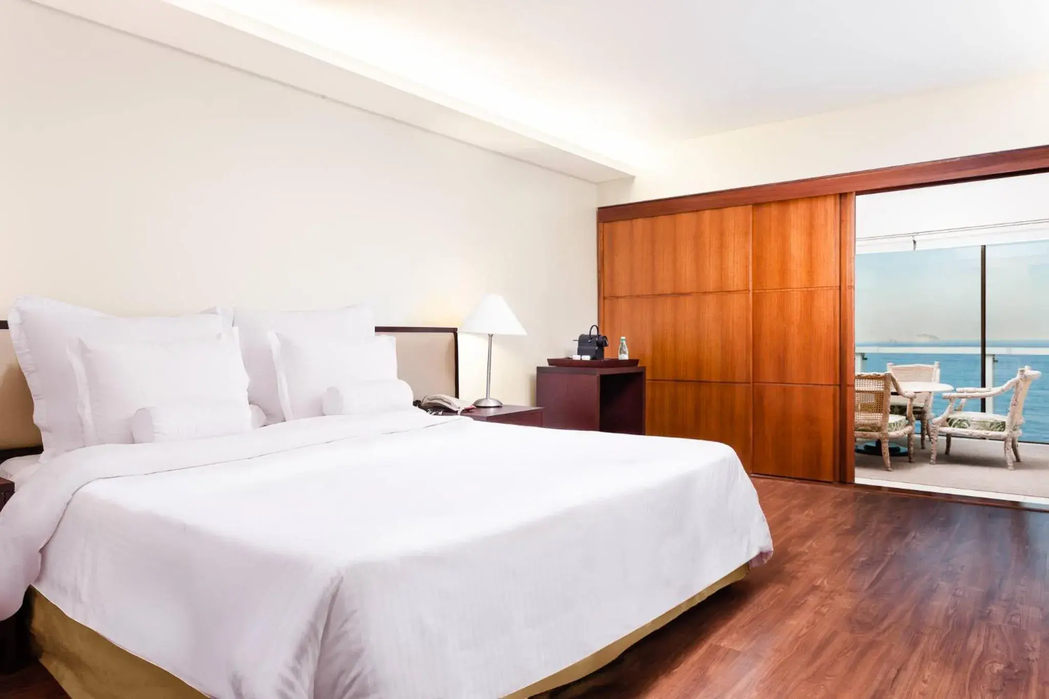 Executive Luxury Suite with Frontal Sea View - single occupancy in Rio Othon Palace Executive Luxury Suite with Frontal Sea View - single occupancy in Rio Othon Palace