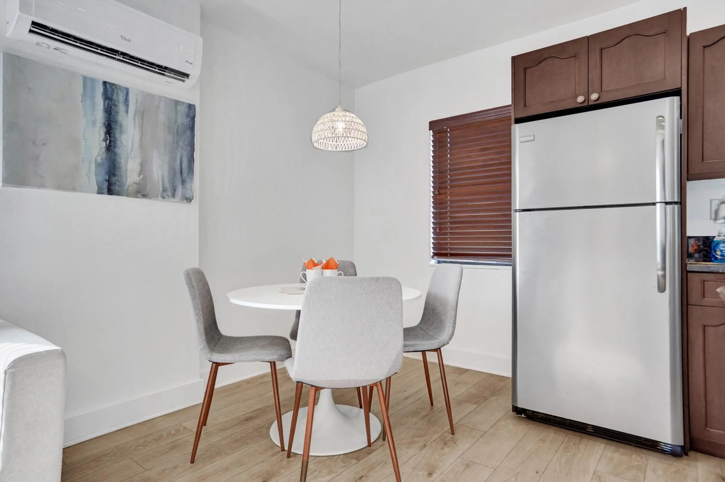 Waves On Walnut - Beach Access