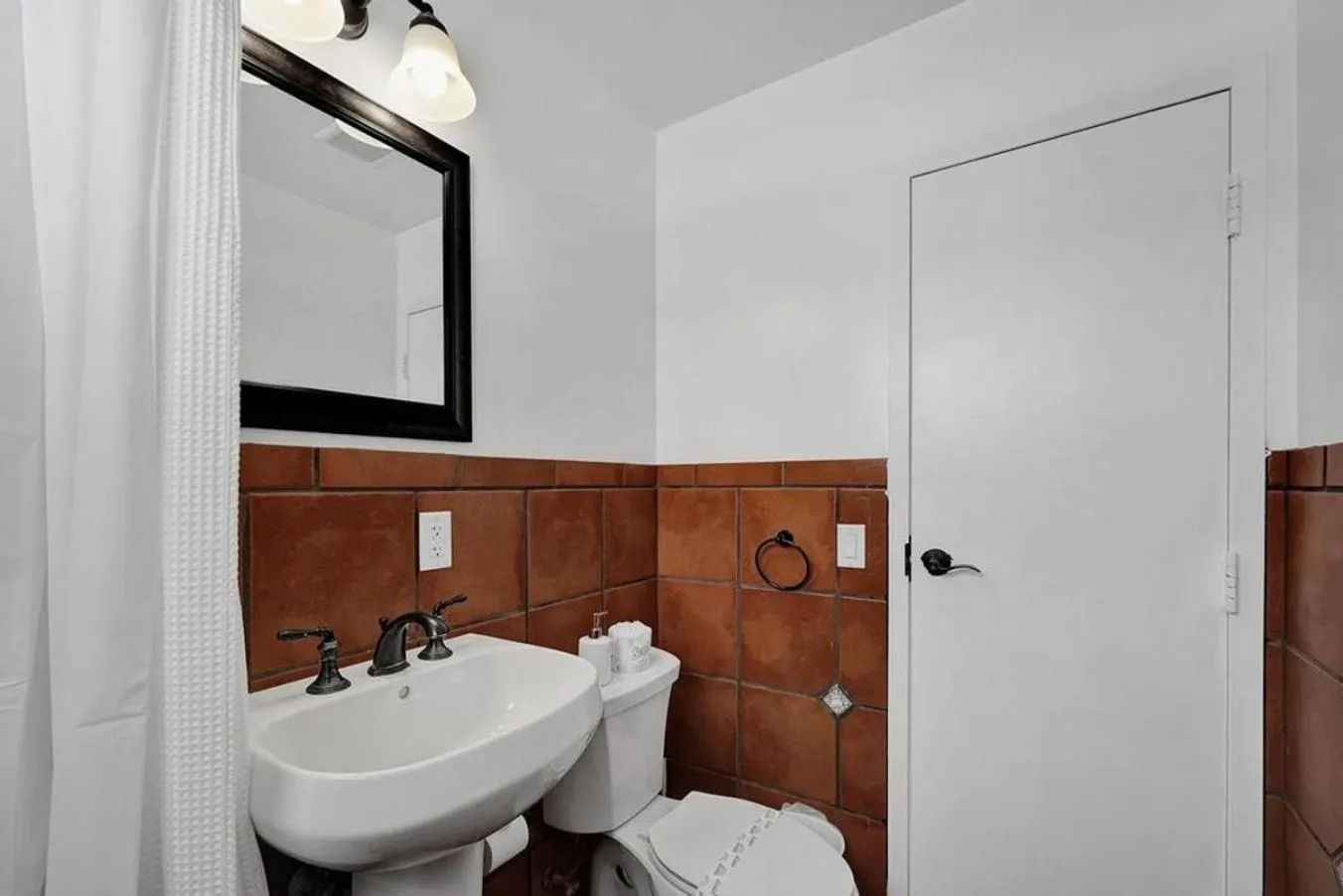 Waves On Walnut - Beach Access