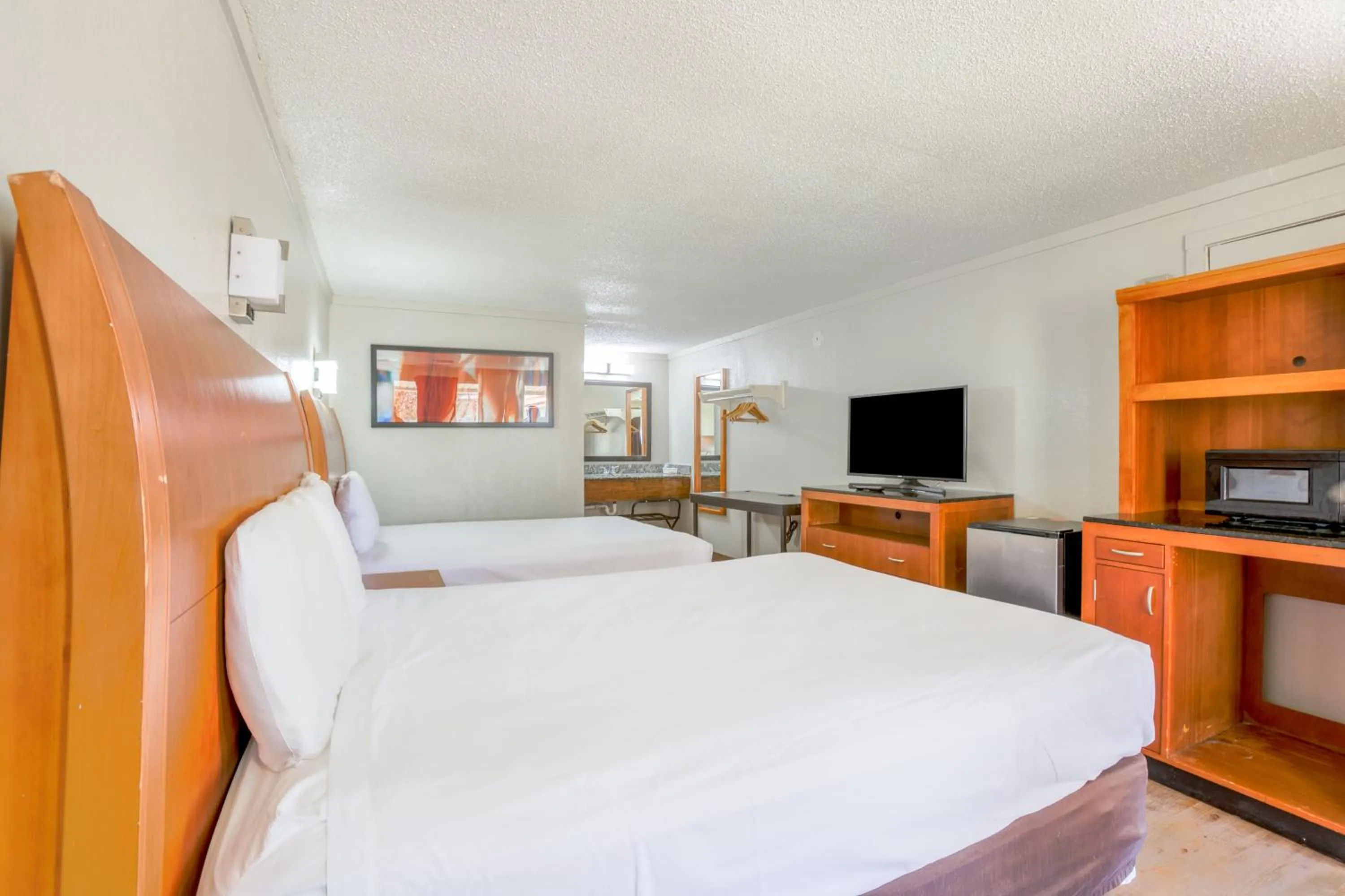 Bedroom, Bed in Cozy Garden Inn By OYO Hwy 40 Richmond