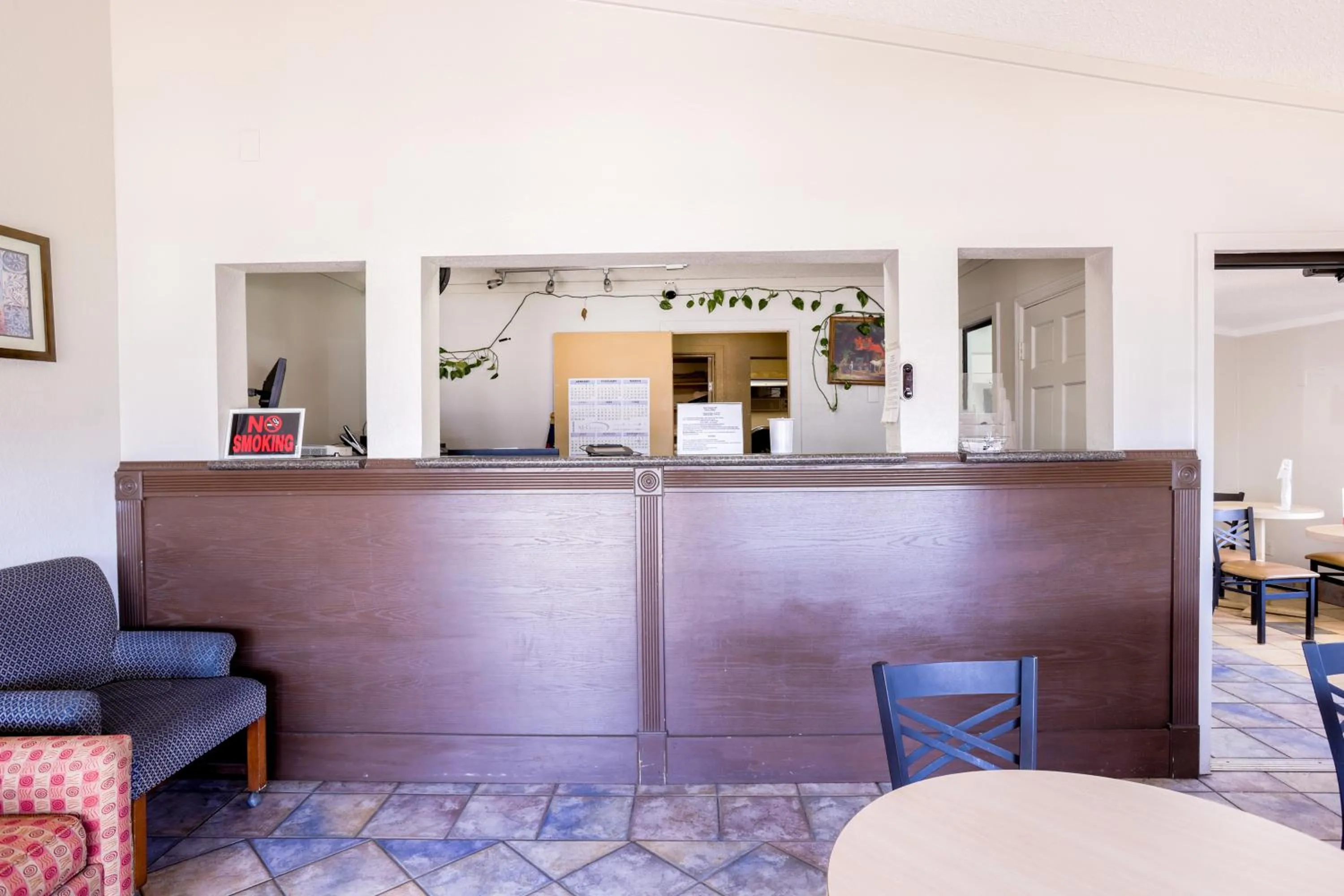 Lobby or reception in Cozy Garden Inn By OYO Hwy 40 Richmond