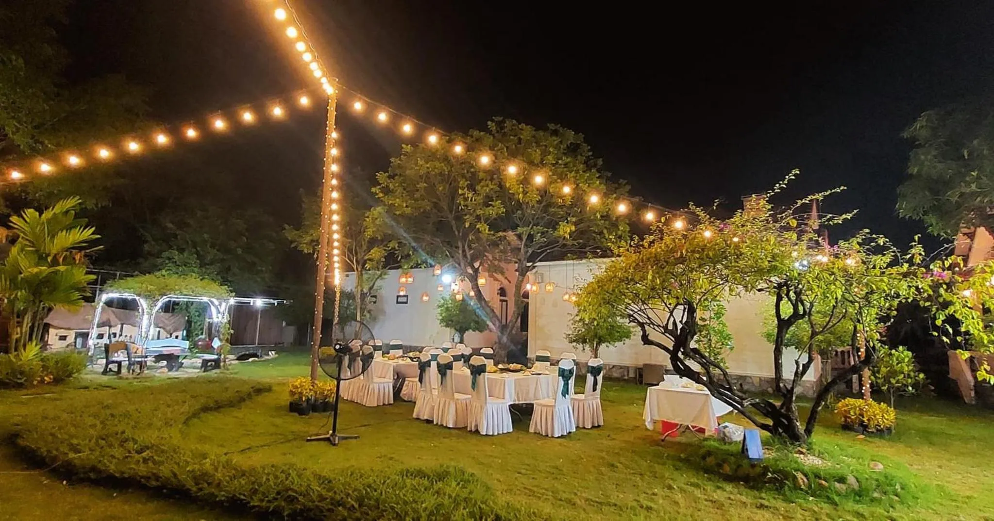 Night in Hoa Lu Garden Resort