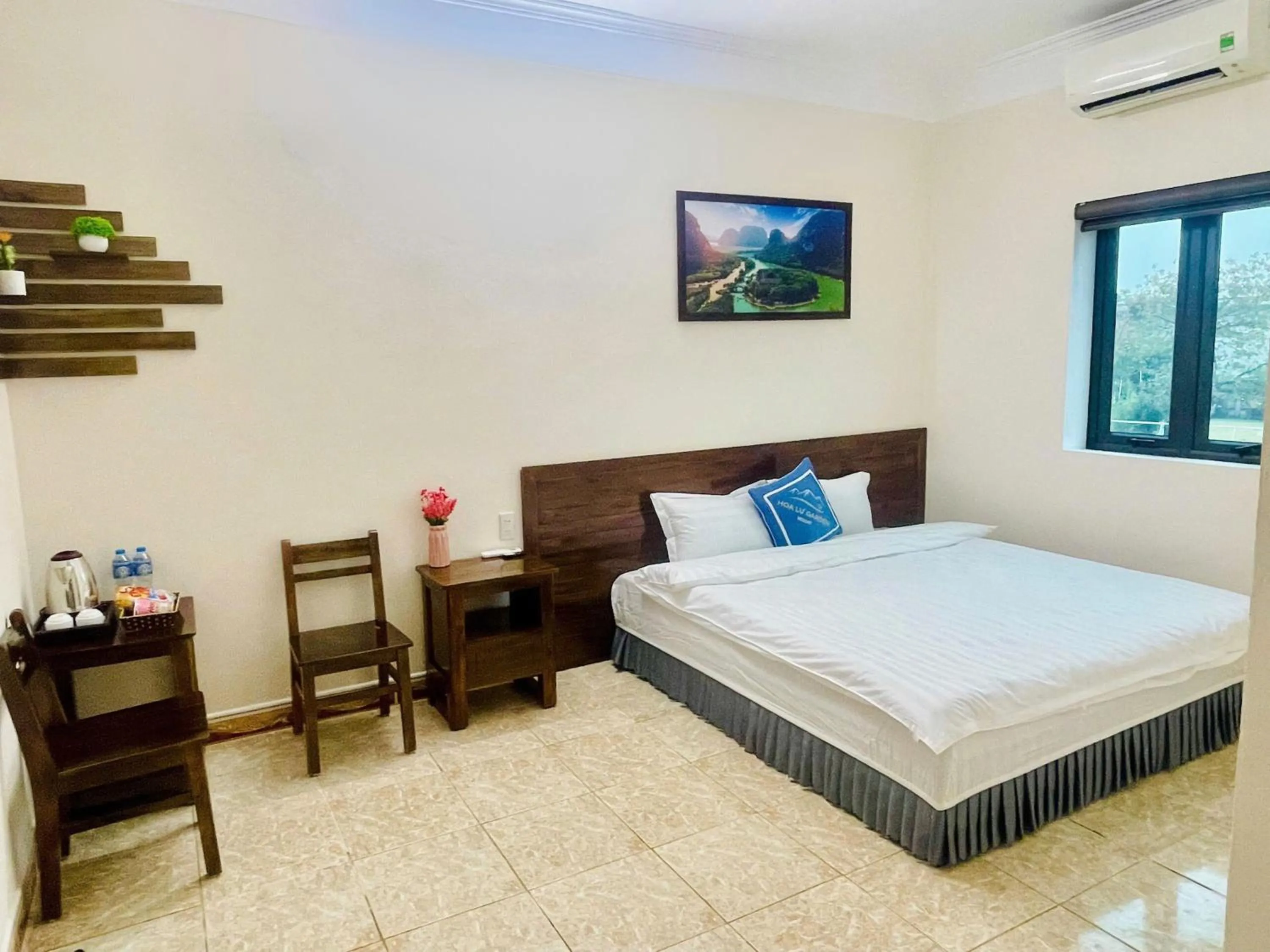 Bedroom, Bed in Hoa Lu Garden Resort