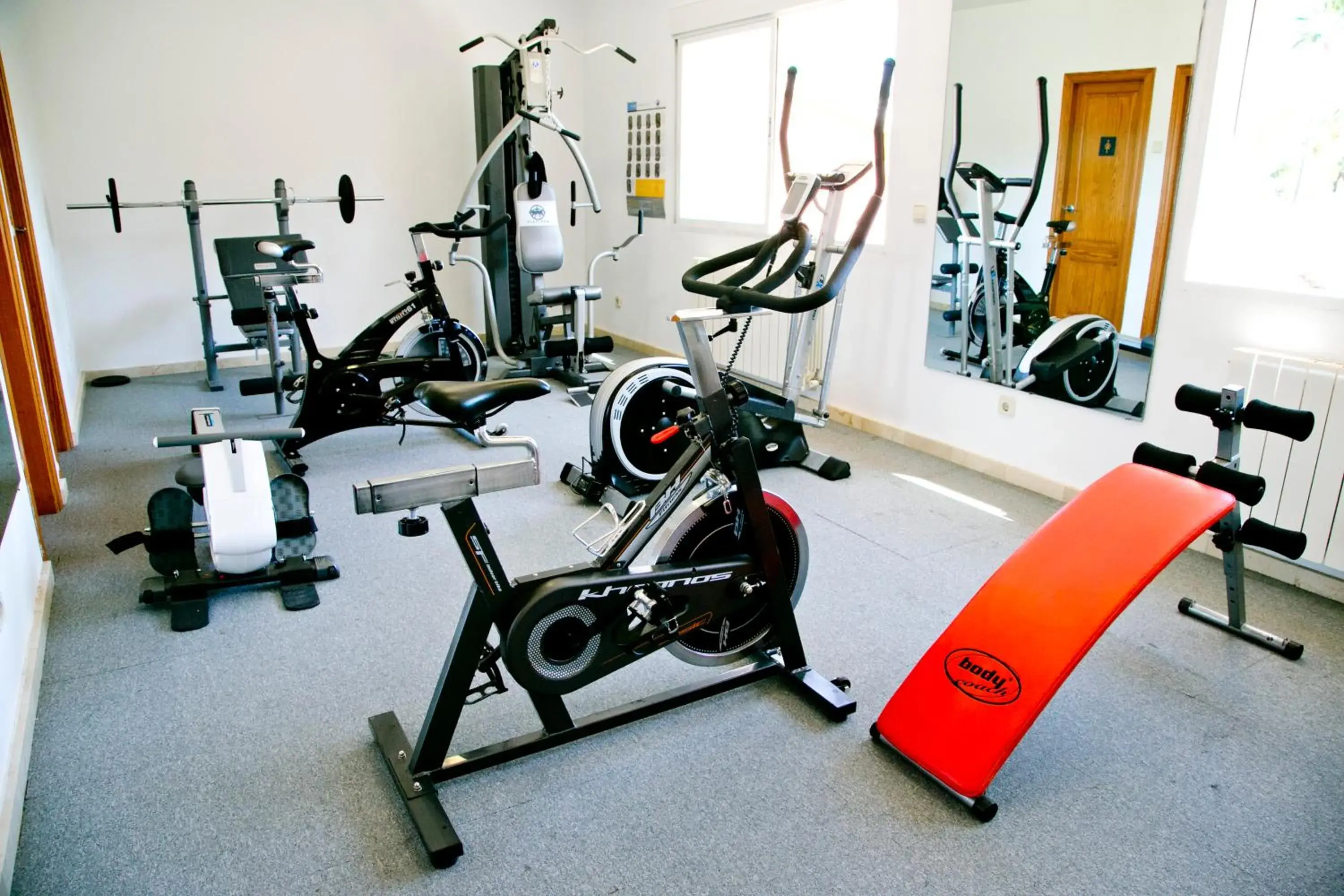 Fitness centre/facilities in Aparthotel Bahia Pinosol Fitness centre/facilities in Aparthotel Bahia Pinosol