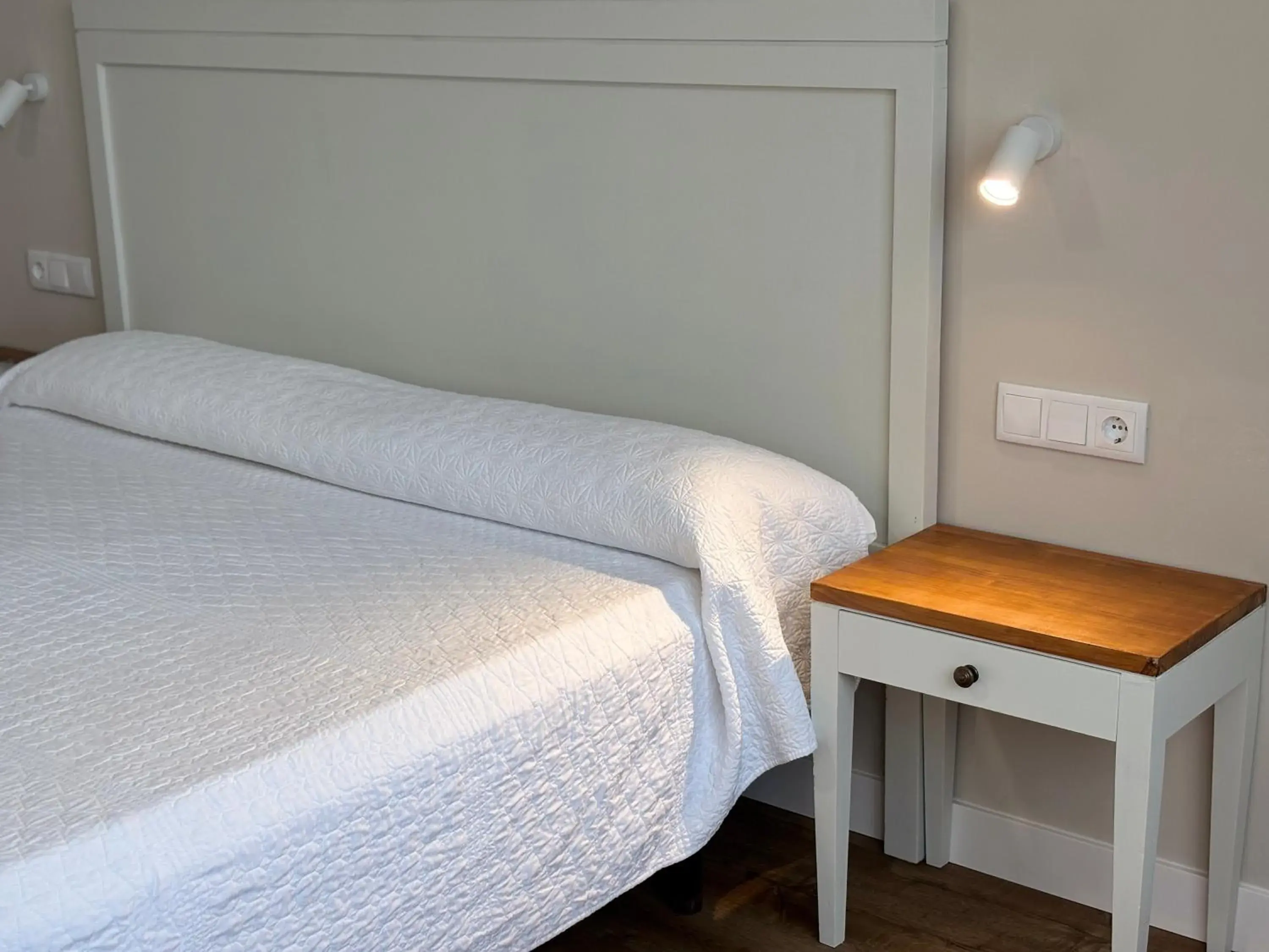 Bed in Aparthotel Bahia Pinosol Bed in Aparthotel Bahia Pinosol