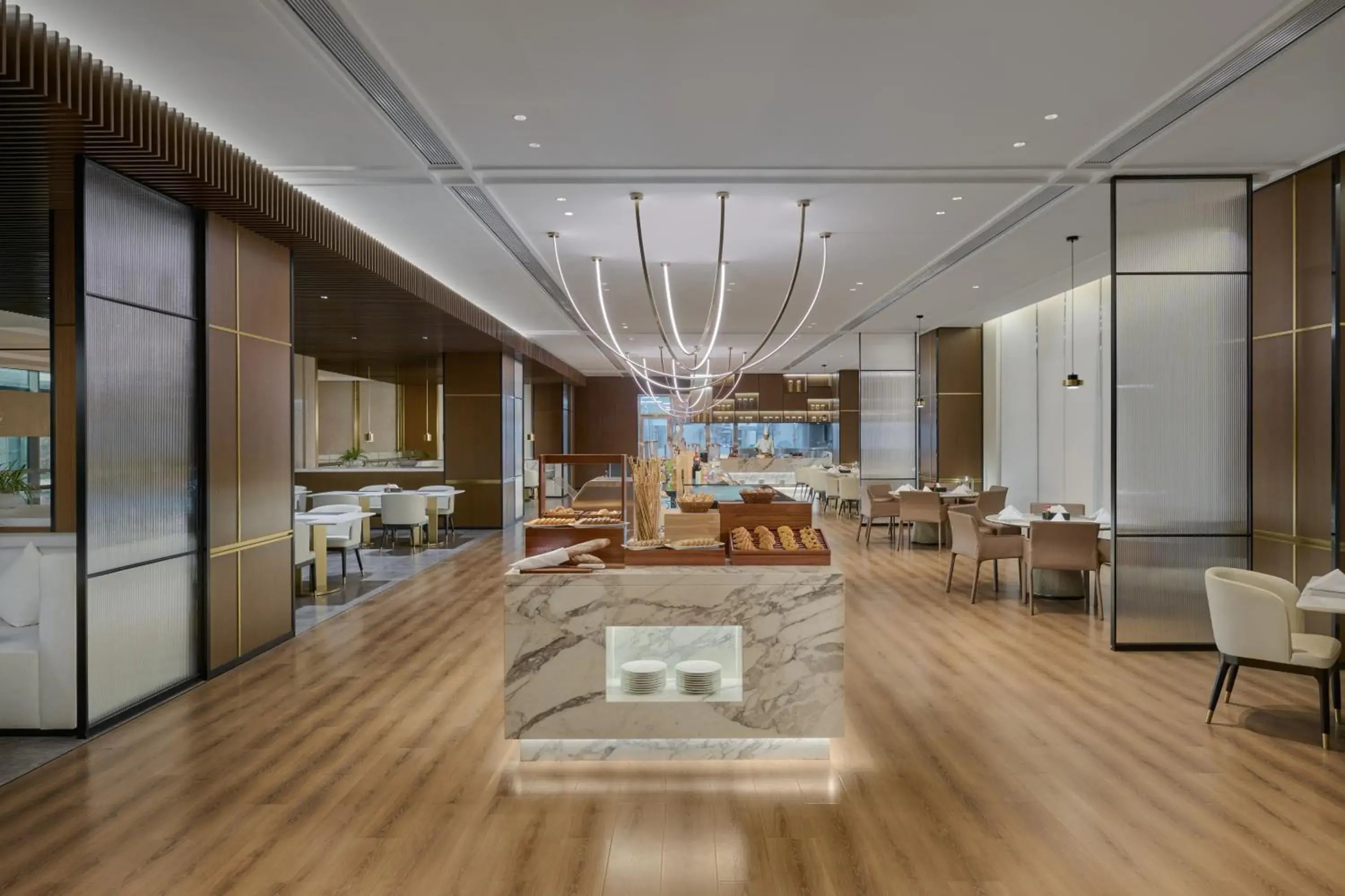 Restaurant/places to eat in VM Hotel Restaurant/places to eat in VM Hotel