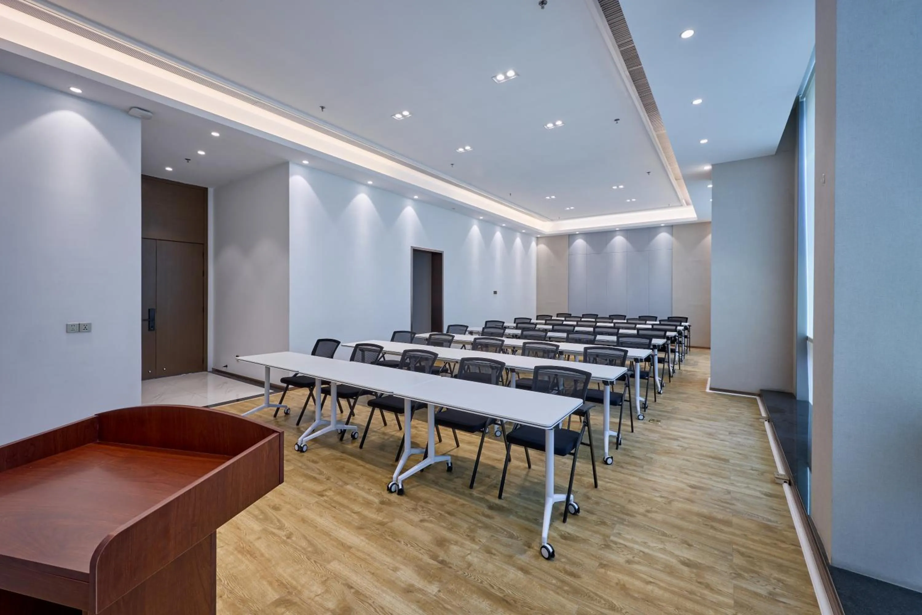 Meeting/conference room in VM Hotel
