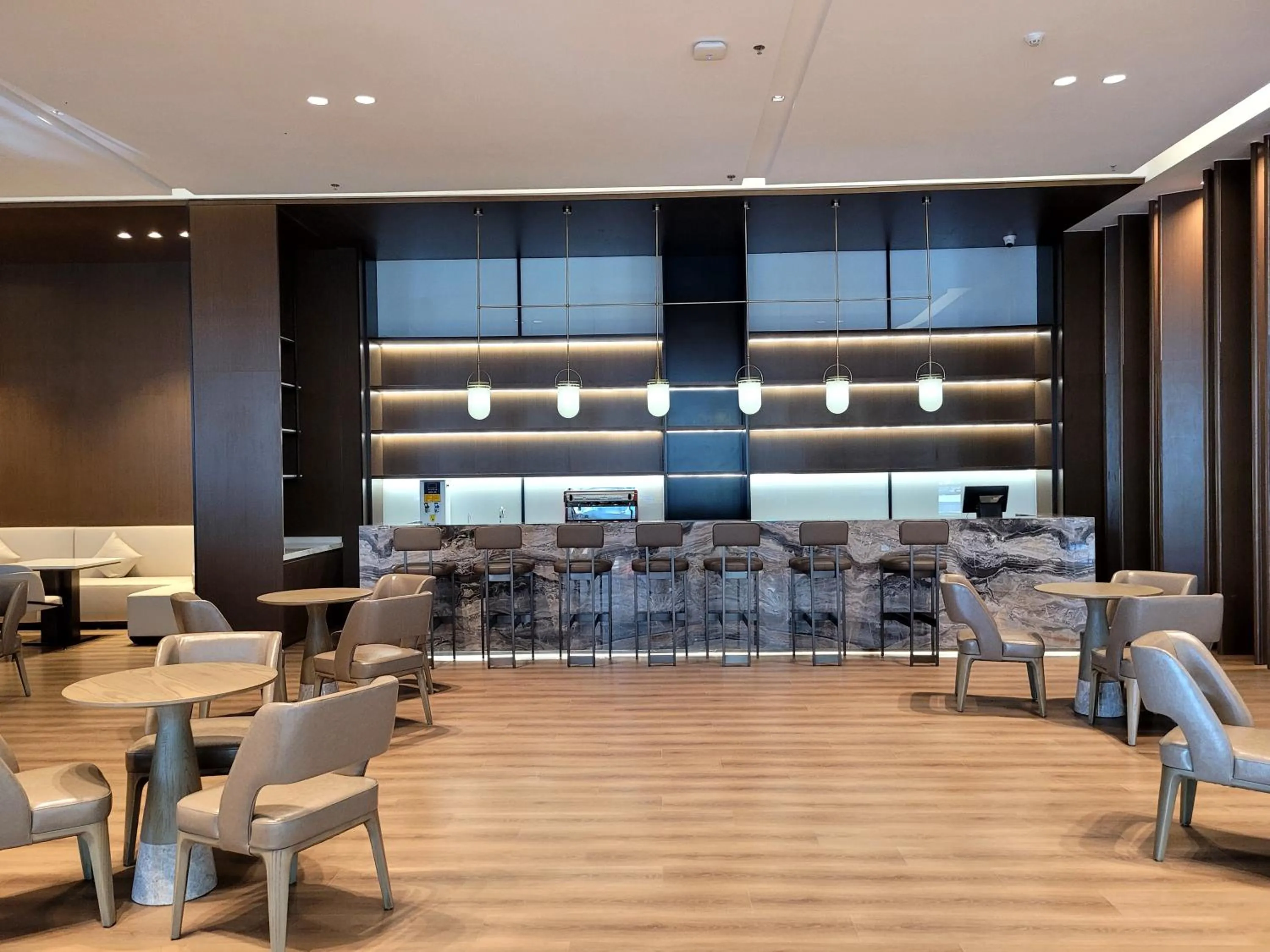 Lounge or bar in VM Hotel