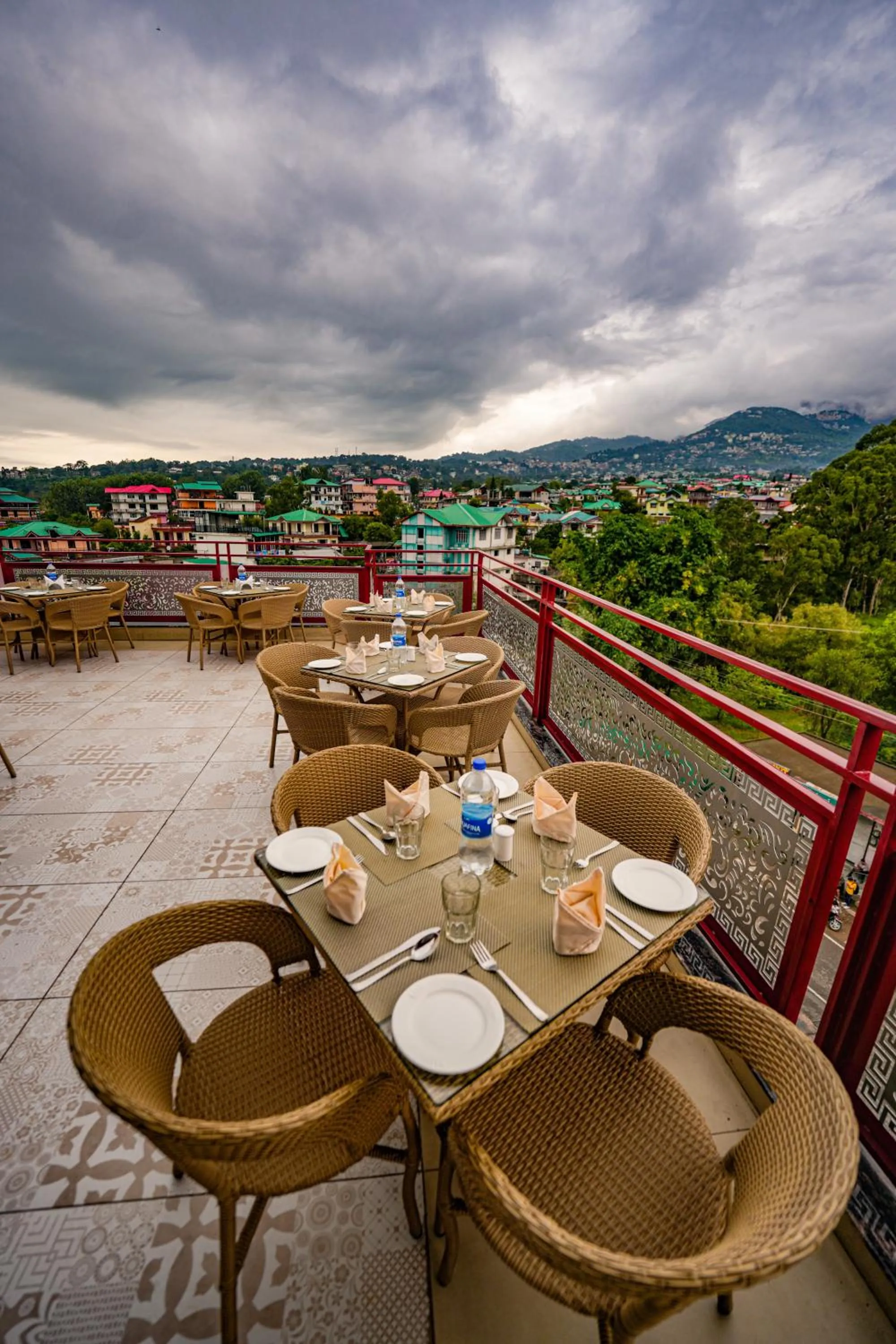 Restaurant/places to eat in Hotel Square One by D'Polo Dharamshala