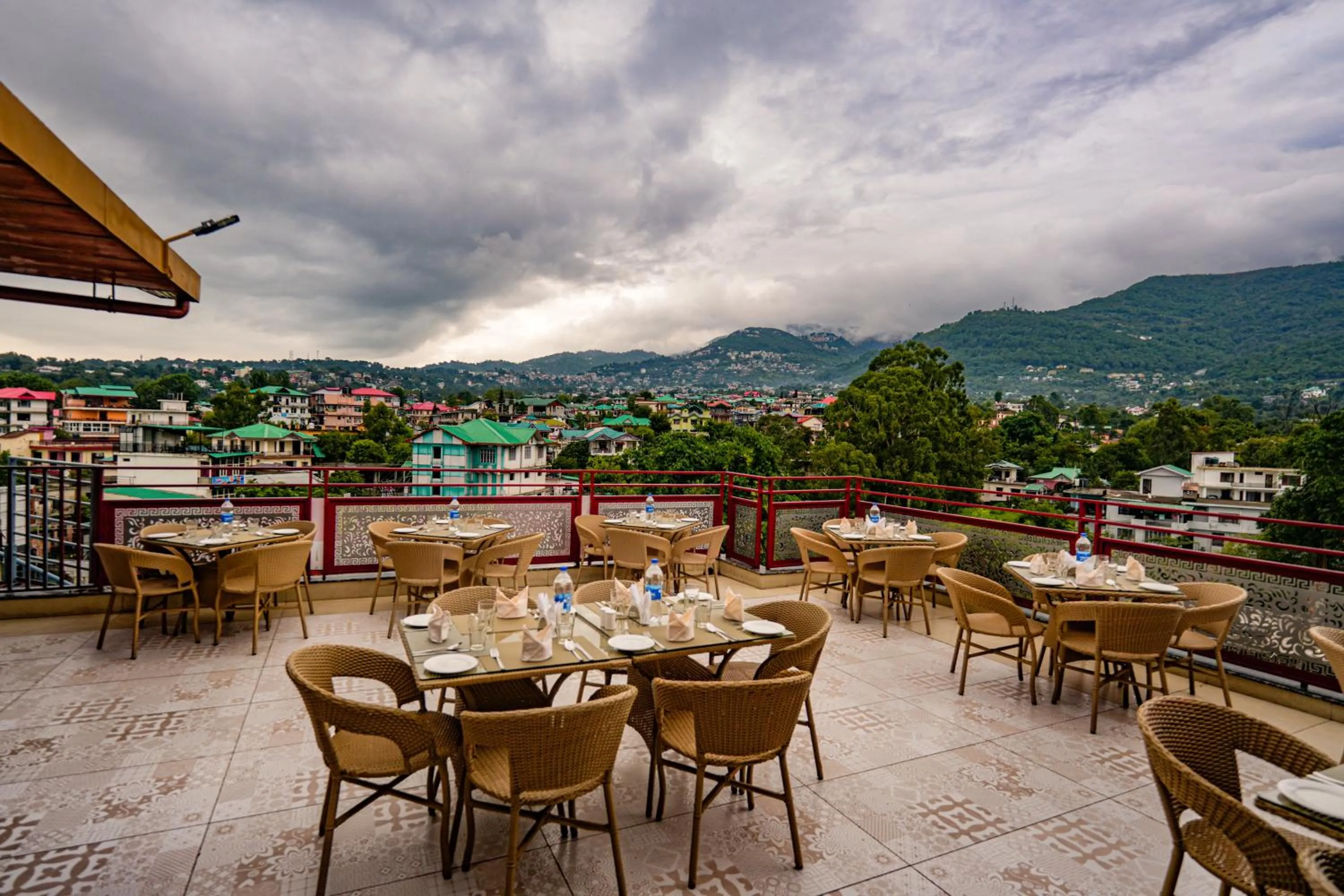 Restaurant/places to eat in Hotel Square One by D'Polo Dharamshala