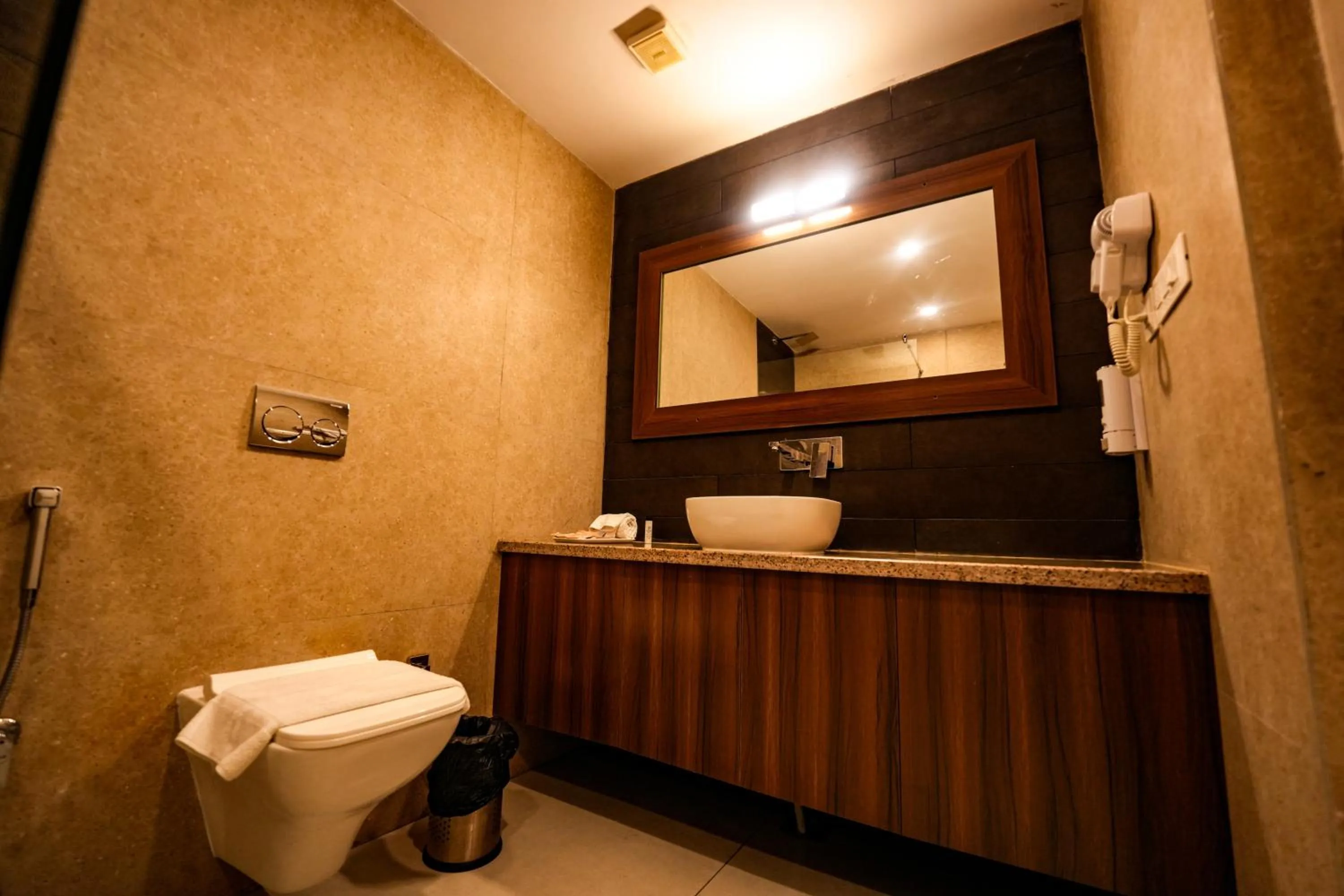 Bathroom in Hotel Square One by D'Polo Dharamshala
