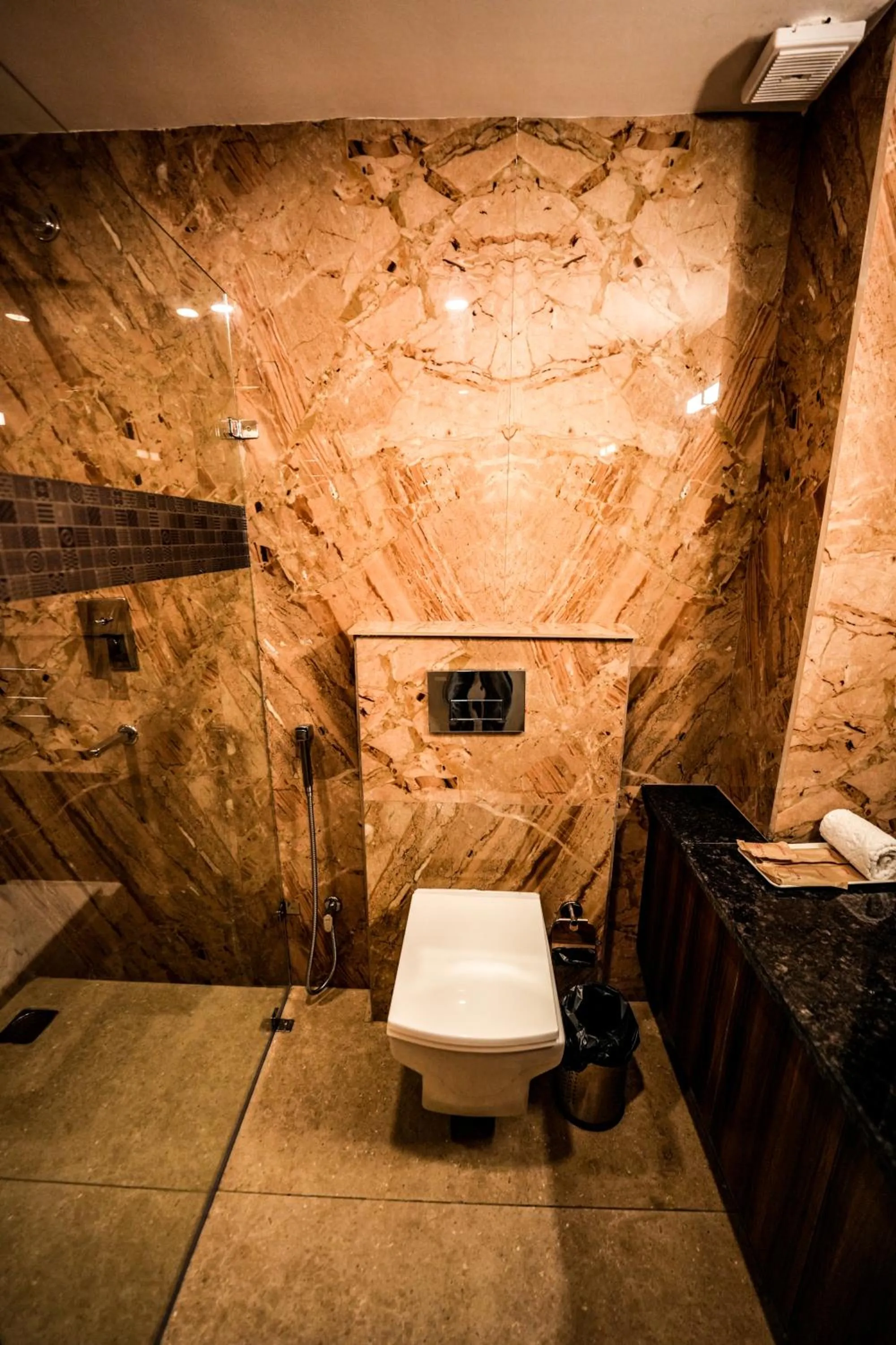 Bathroom in Hotel Square One by D'Polo Dharamshala