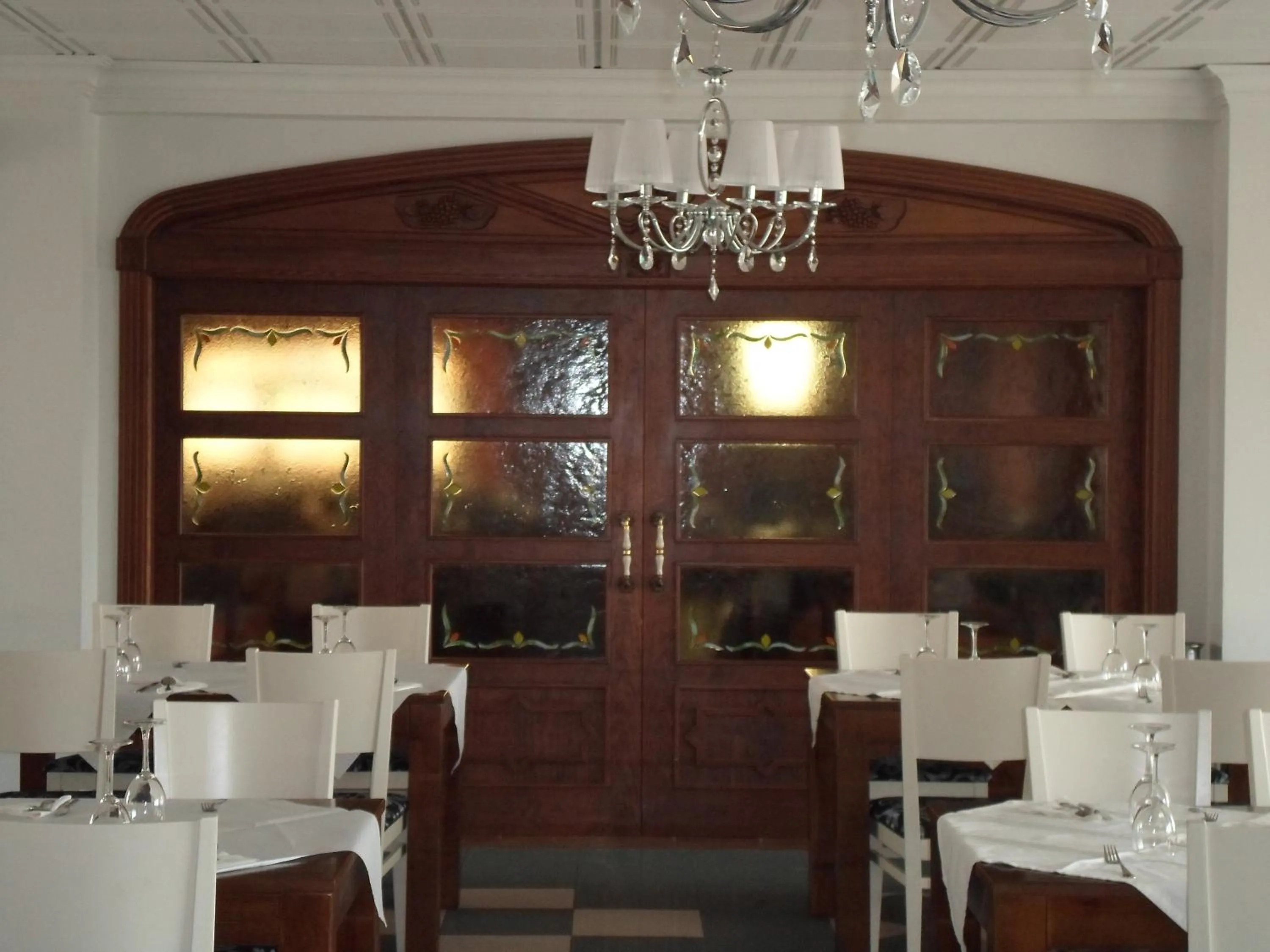 Restaurant/places to eat in Hotel El Doncel