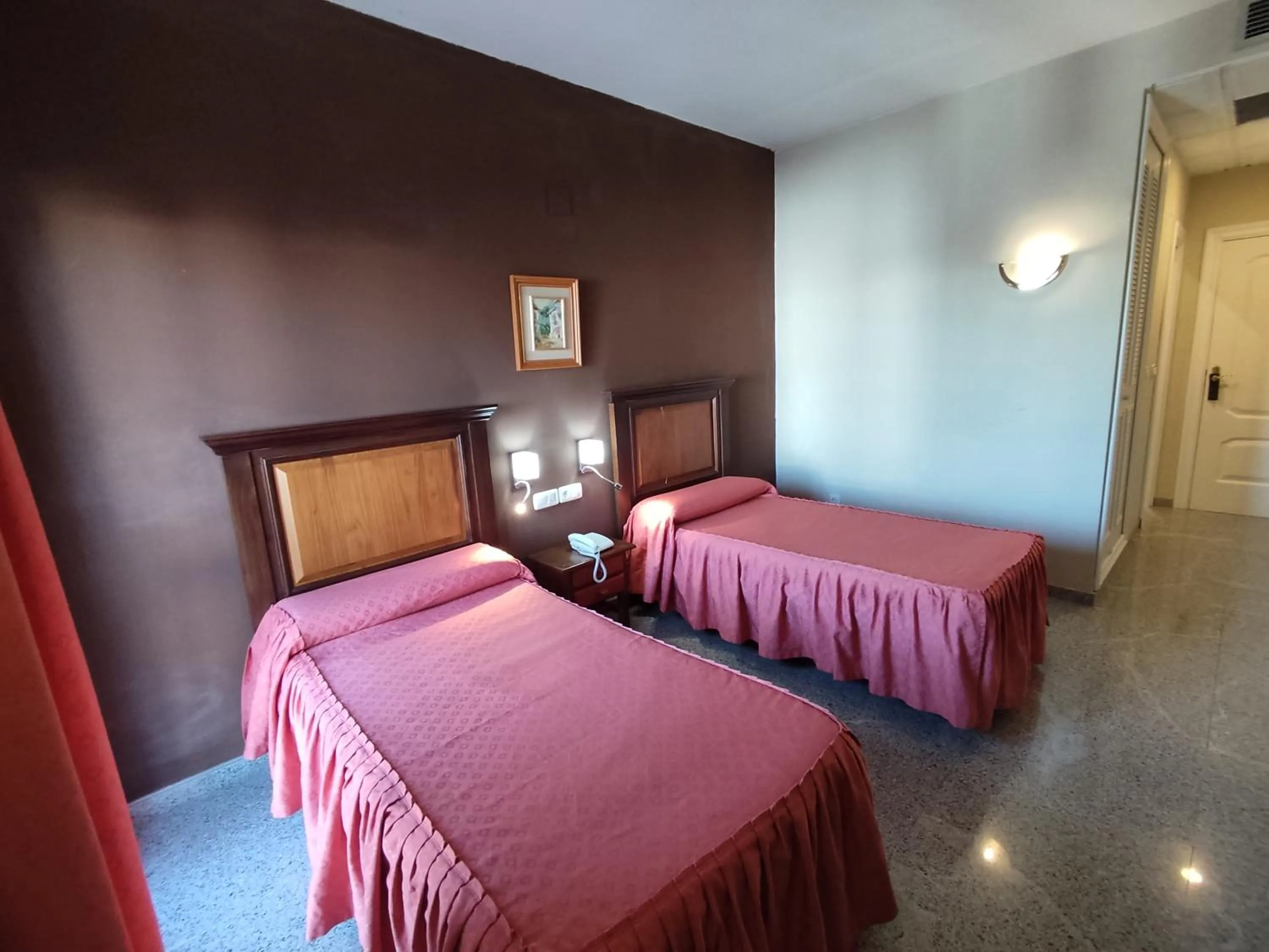 Other, Bed in Hotel El Doncel