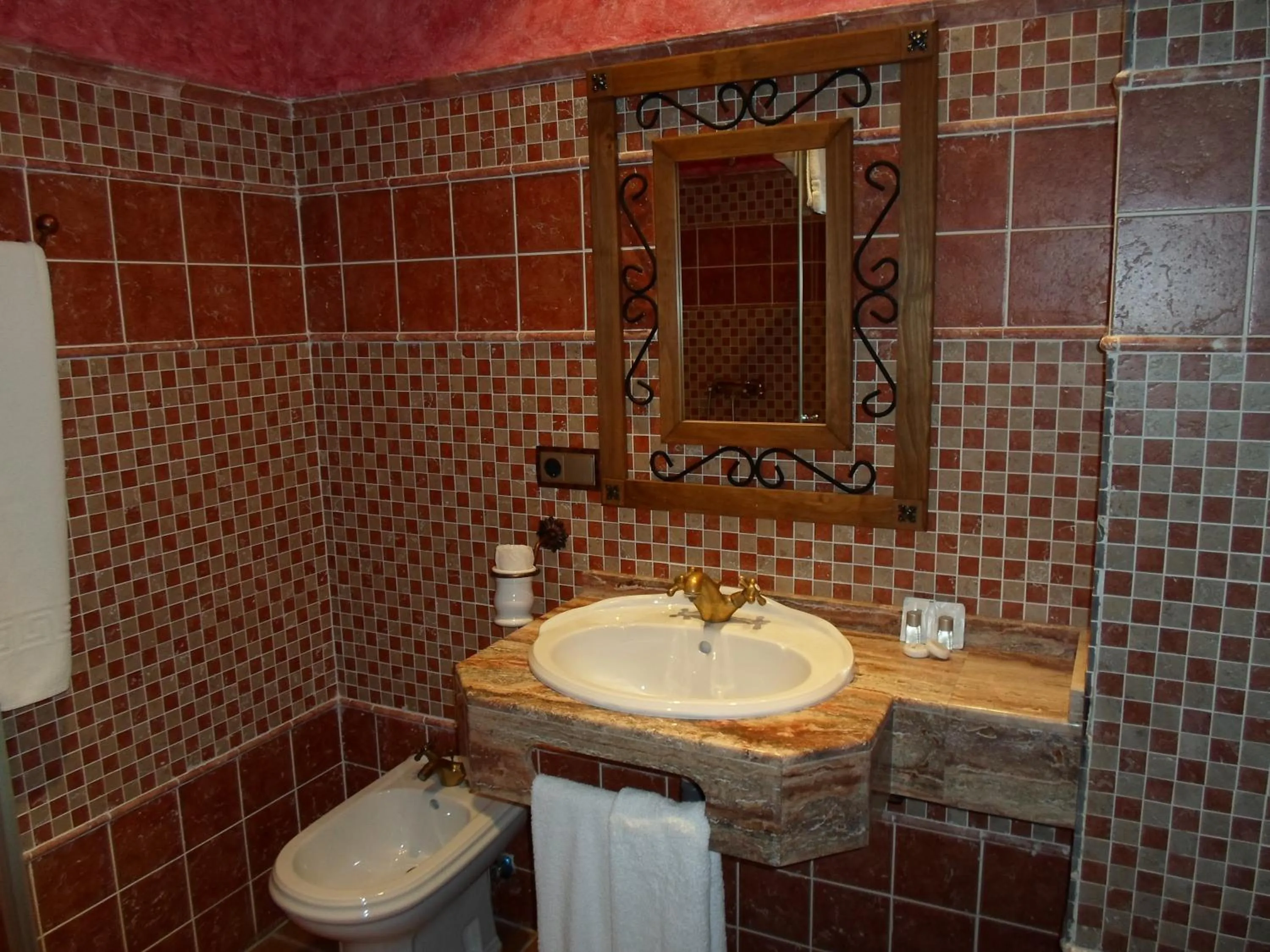 Bathroom in Hotel El Doncel