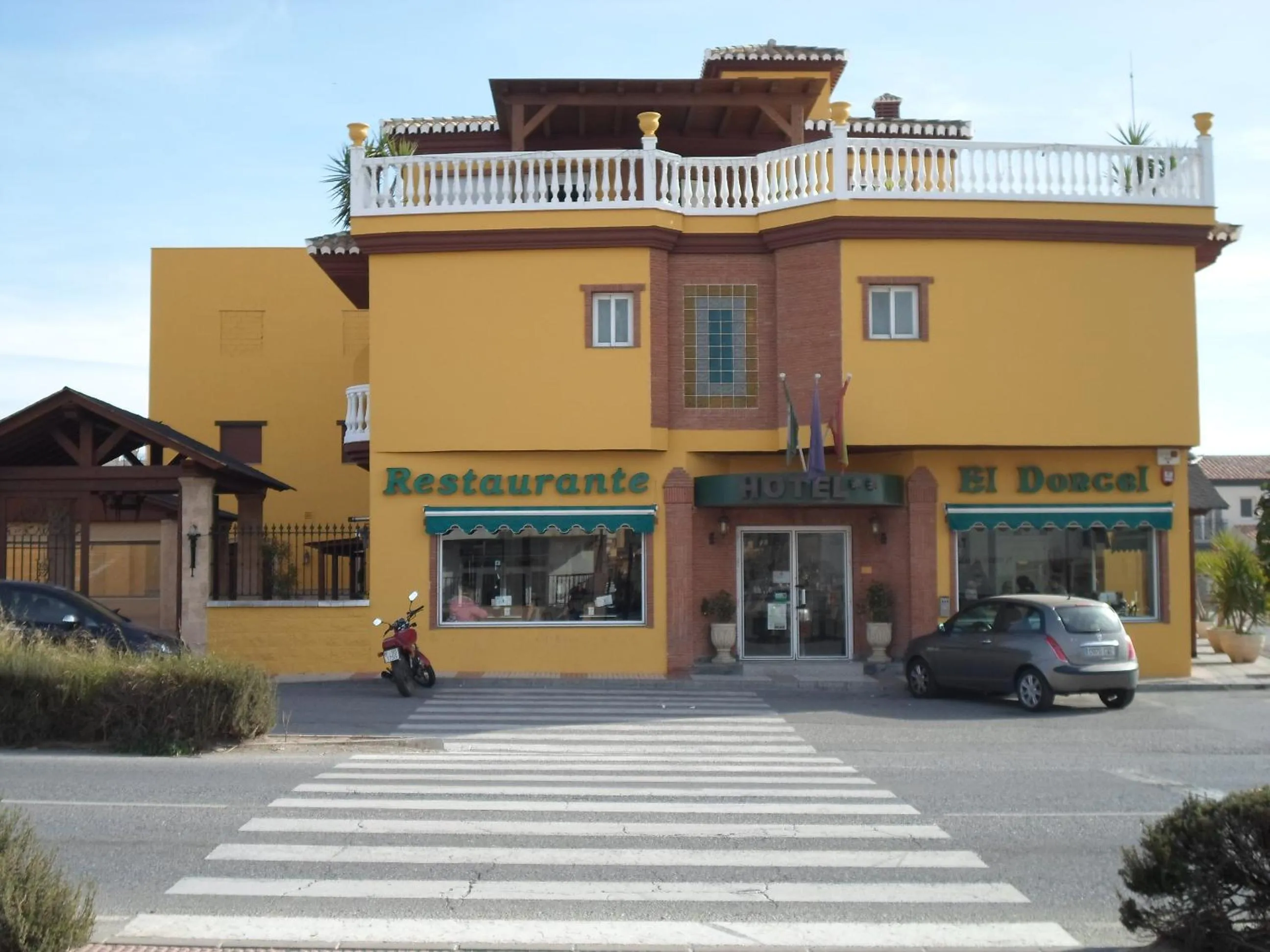 Facade/entrance in Hotel El Doncel