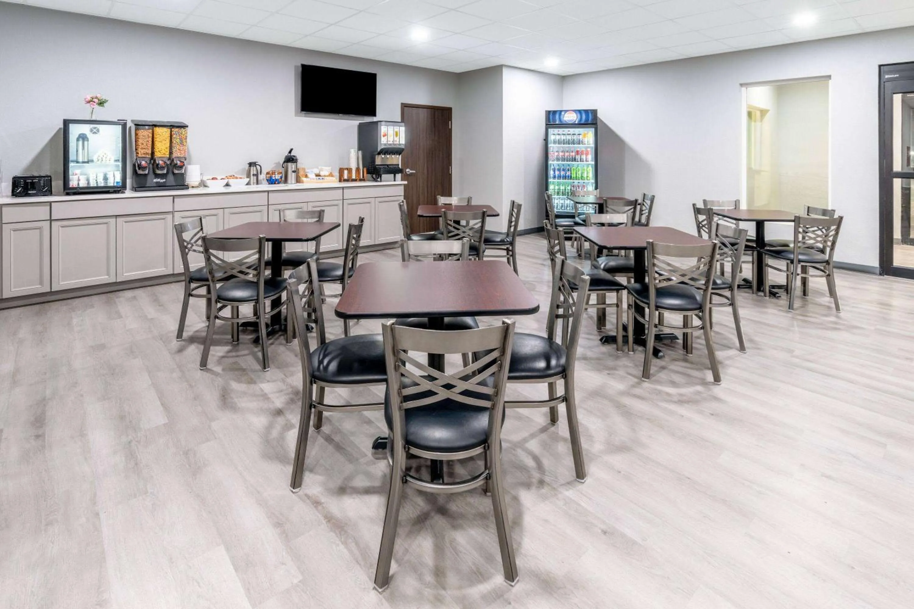 Breakfast in Baymont by Wyndham Carlsbad NM