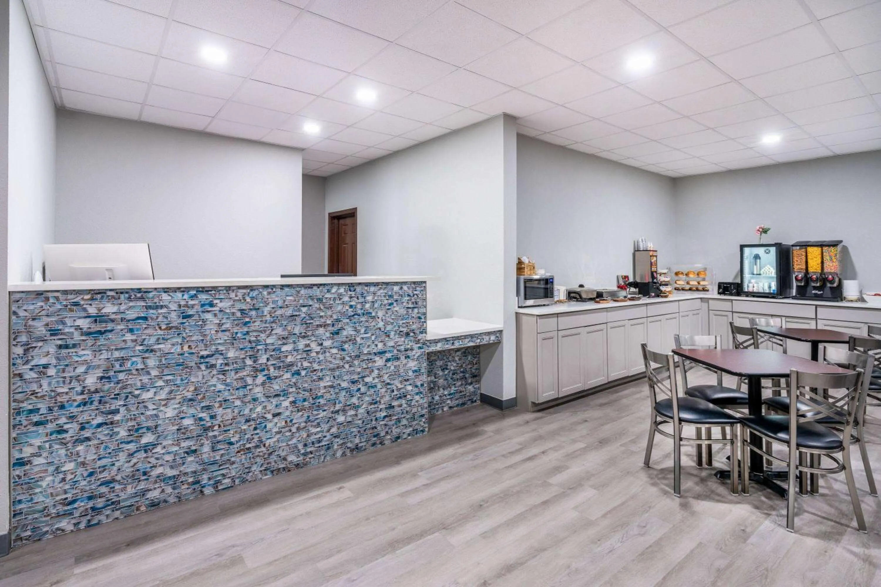 Lobby or reception in Baymont by Wyndham Carlsbad NM