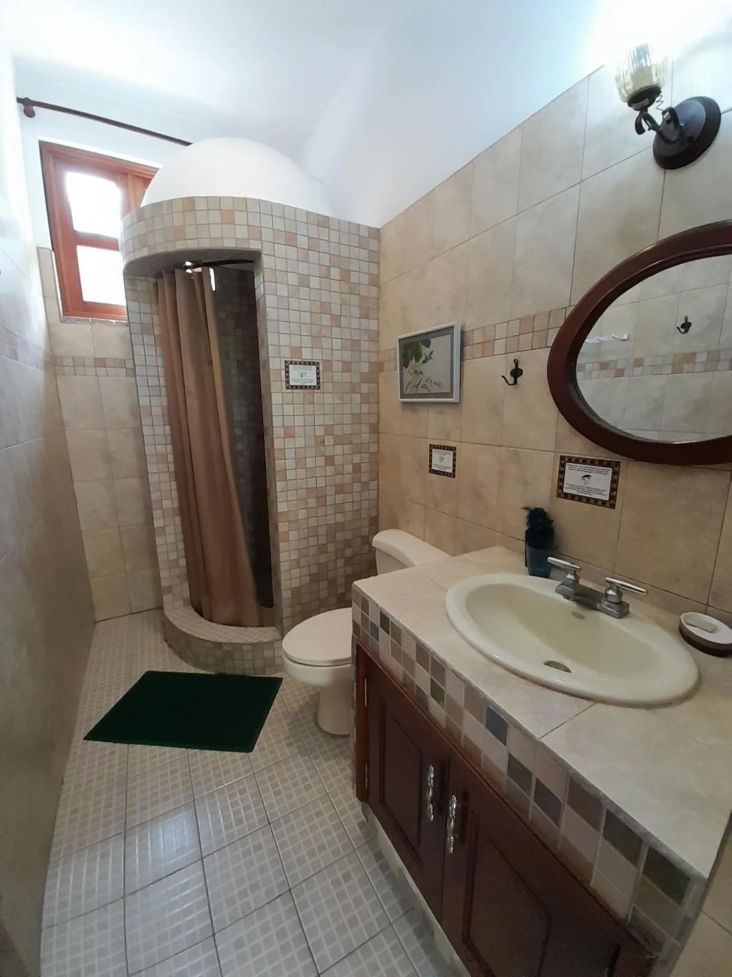 Shower in Hotel y Jardines Casa Búho