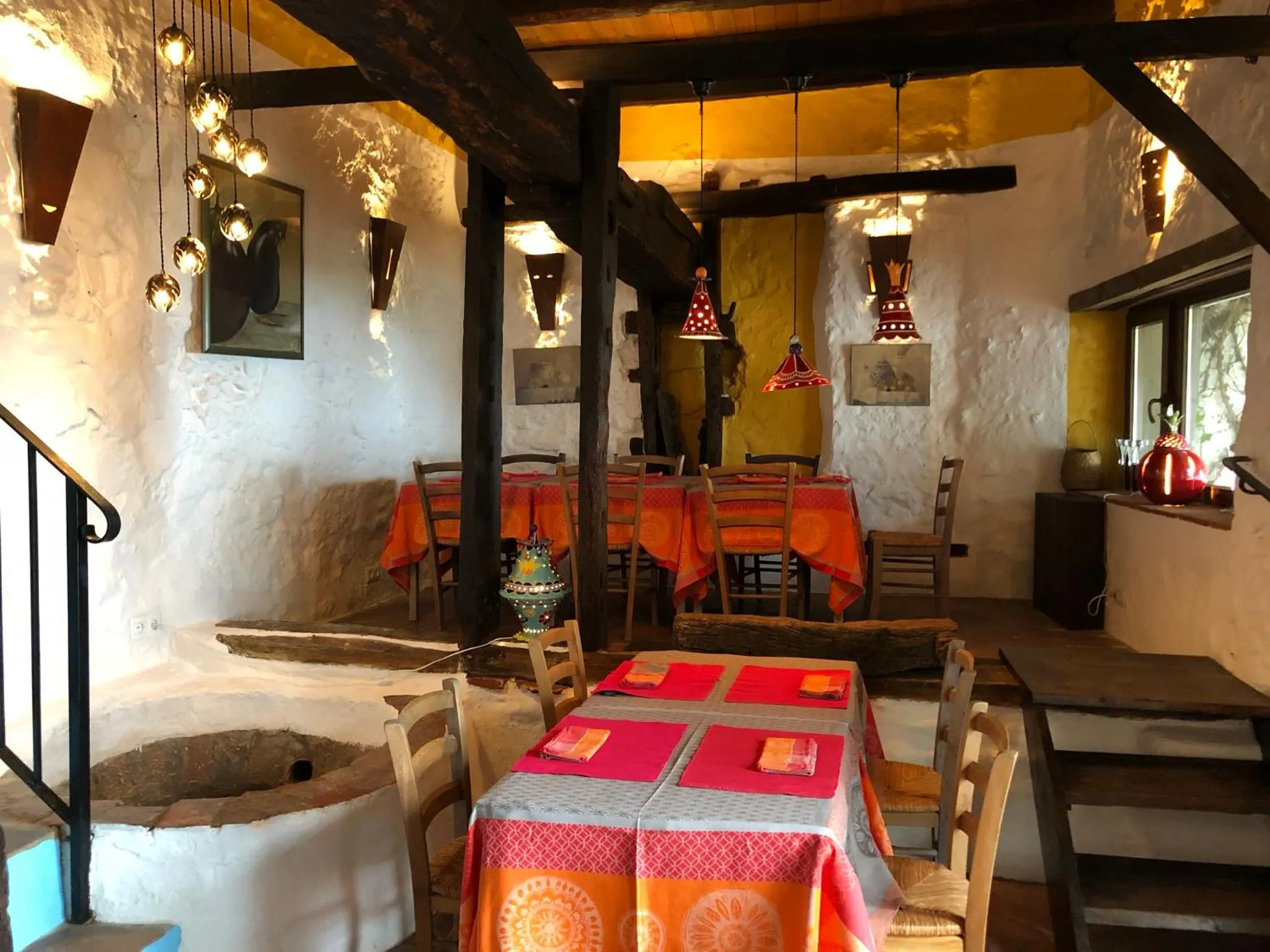 Restaurant/places to eat in La Fructuosa