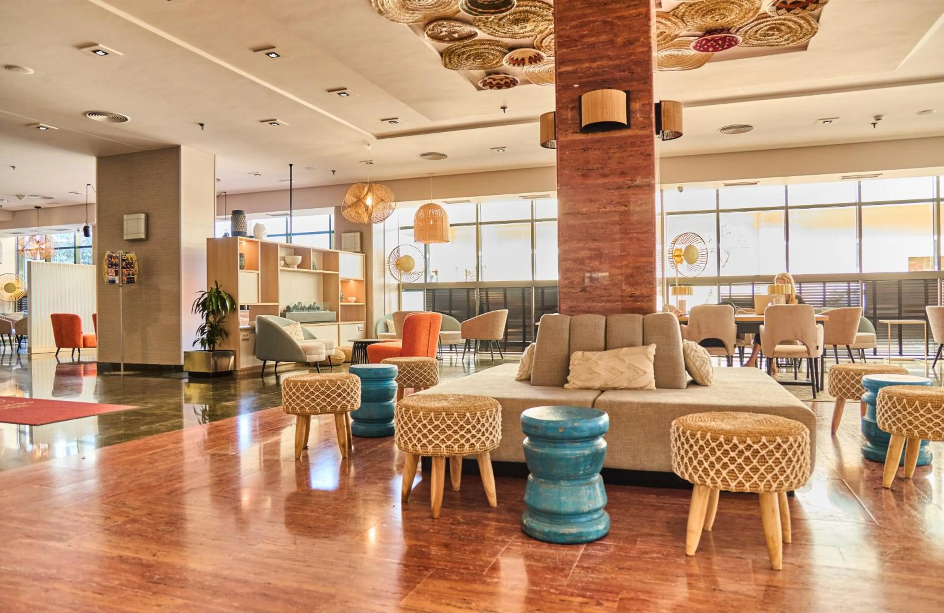 Lobby or reception in Leonardo Hotel Fuengirola Costa del Sol