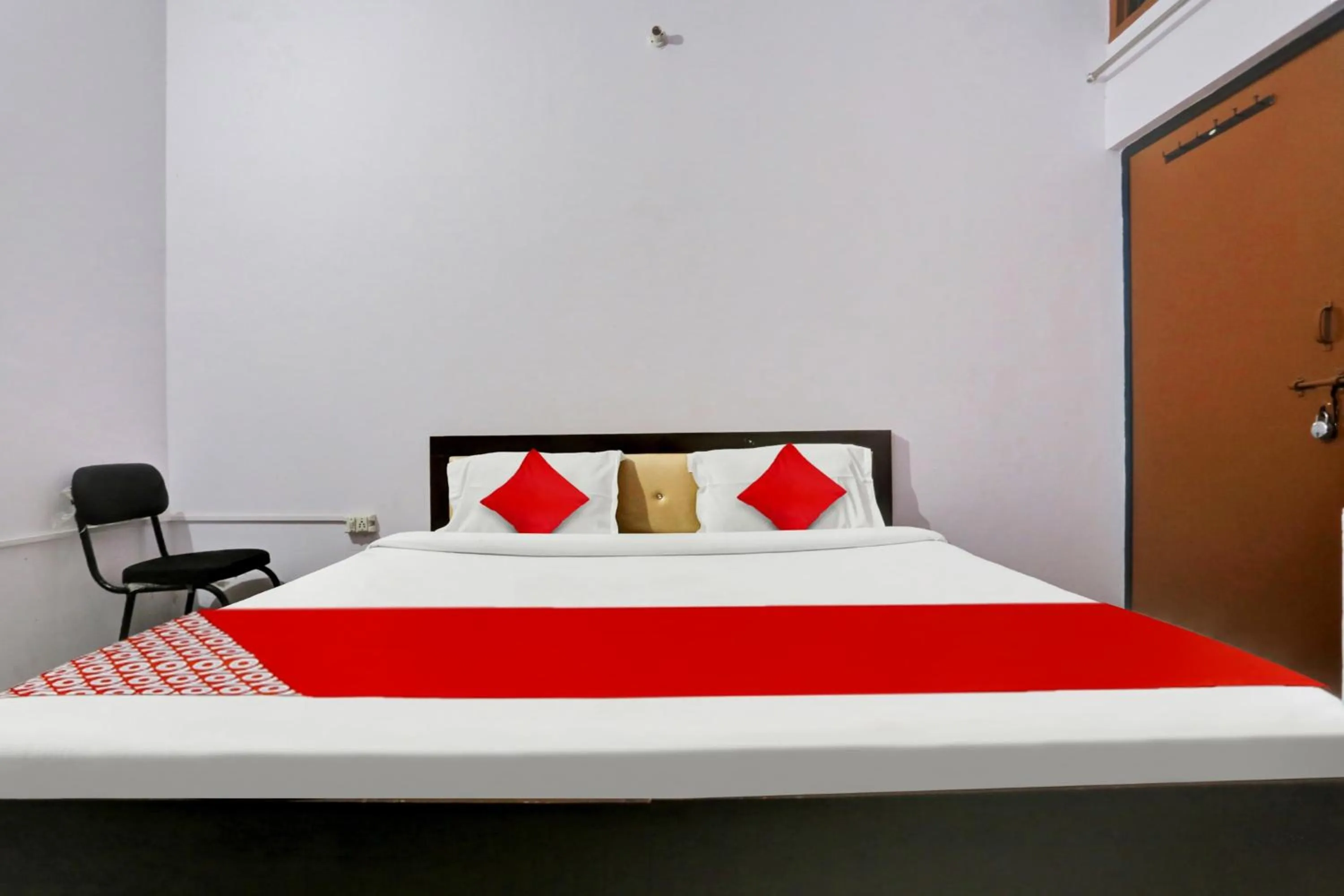 Bedroom in Hotel O Hotel Royal Palace