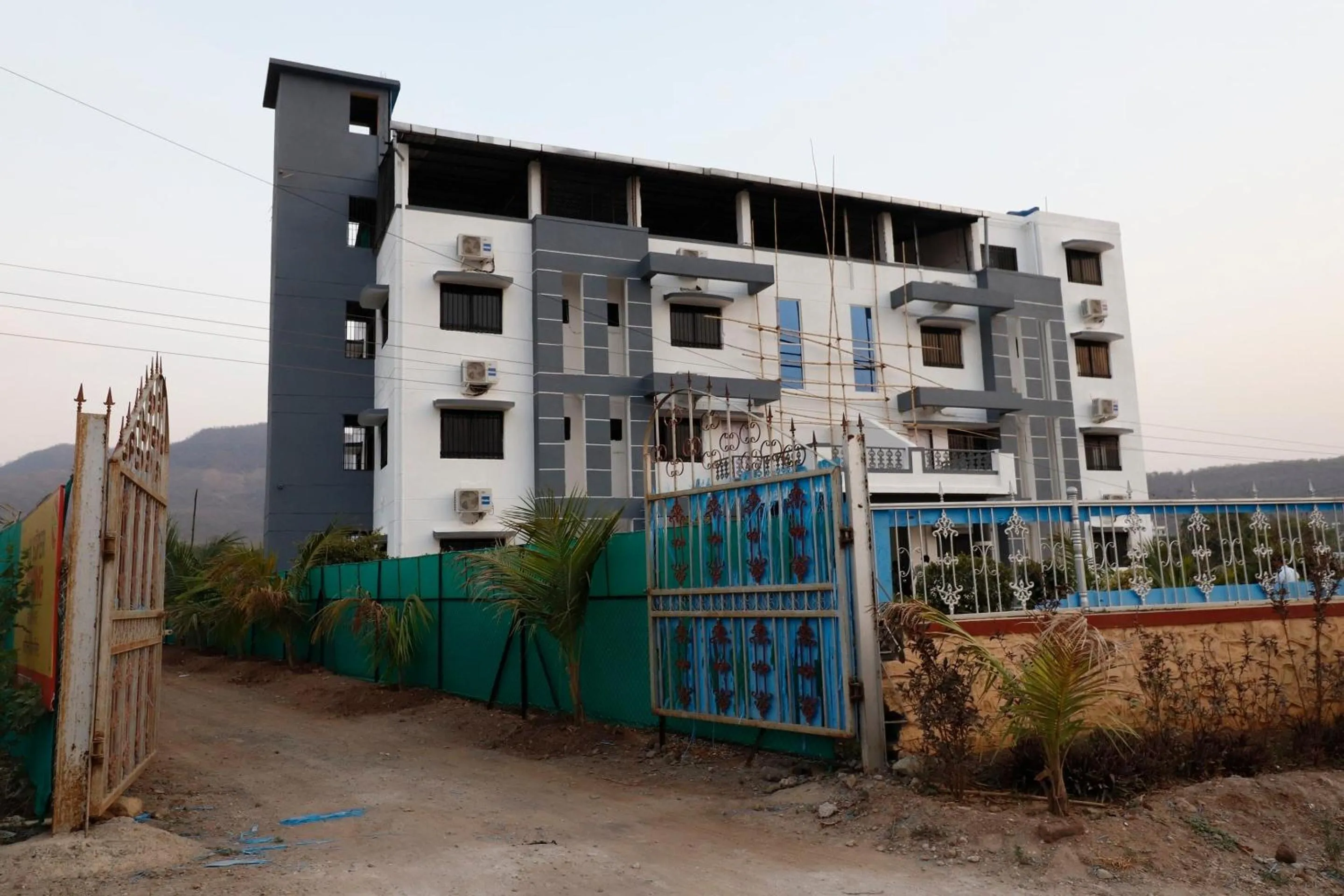Facade/entrance in Hotel O The Pearl Inn