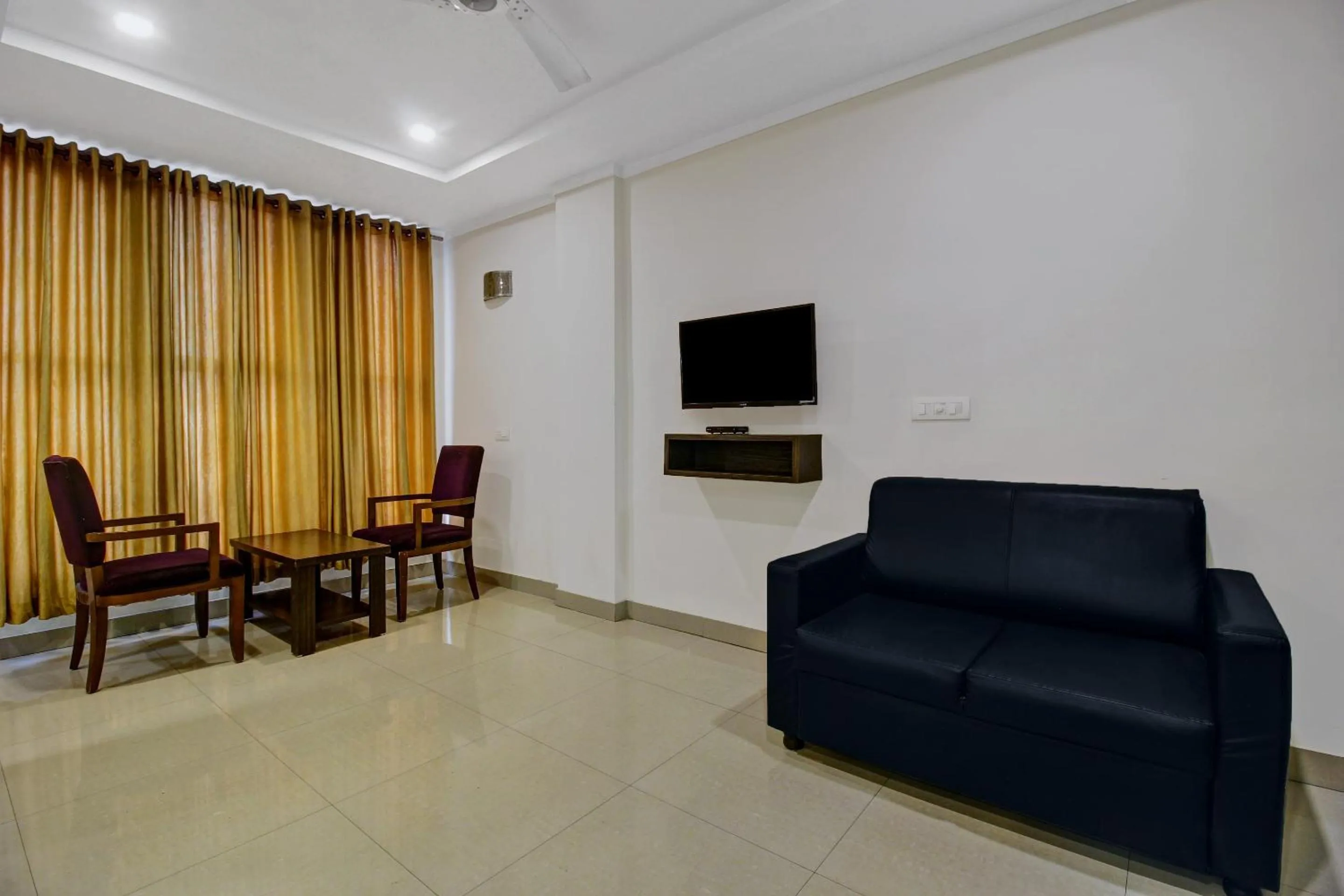 Bedroom in Super Townhouse Oak LB Nagar Ramoji