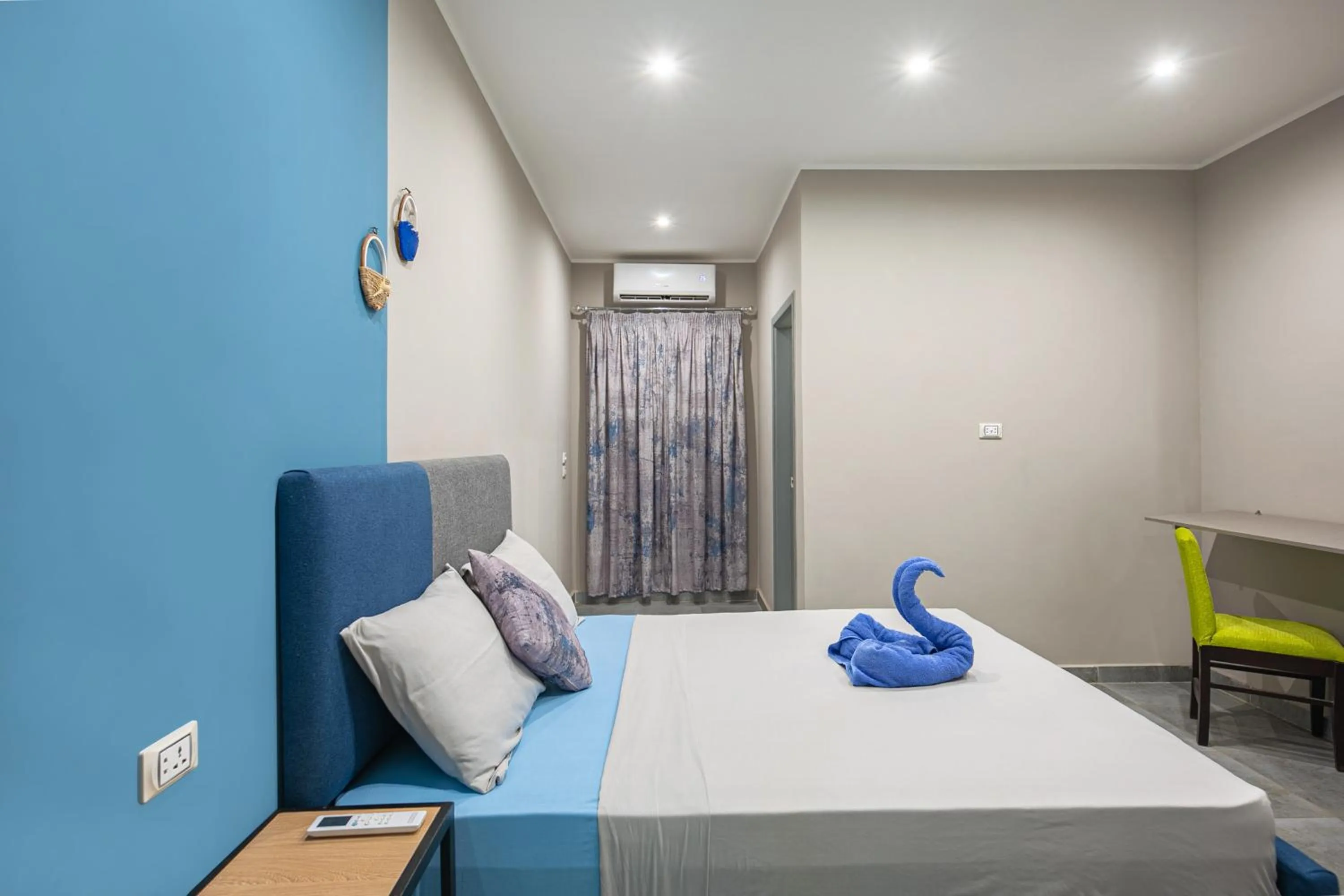 Bedroom, Bed in Bedcoin Hostel