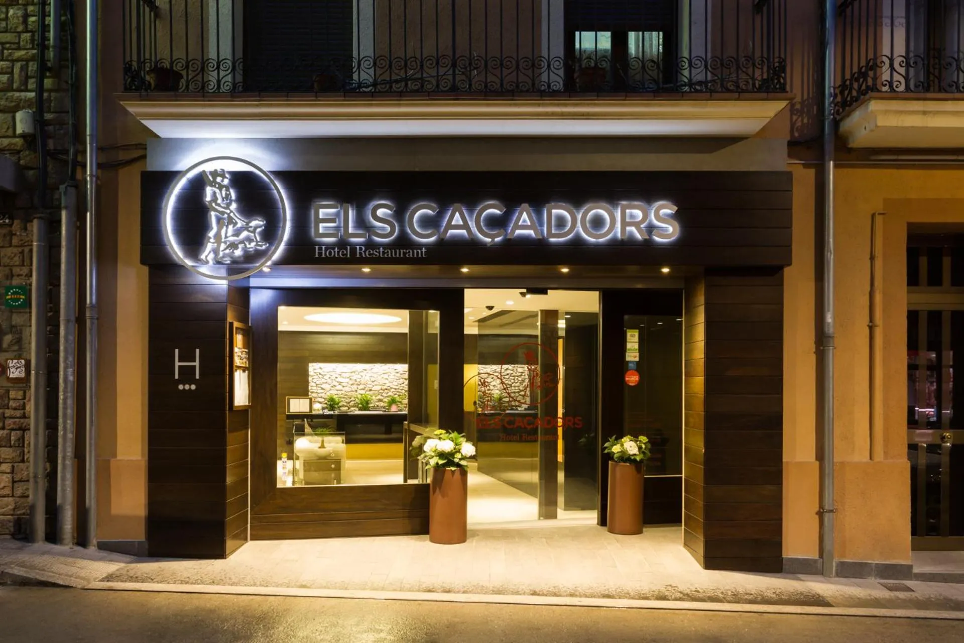 Facade/entrance in Hotel Els Caçadors de Ribes