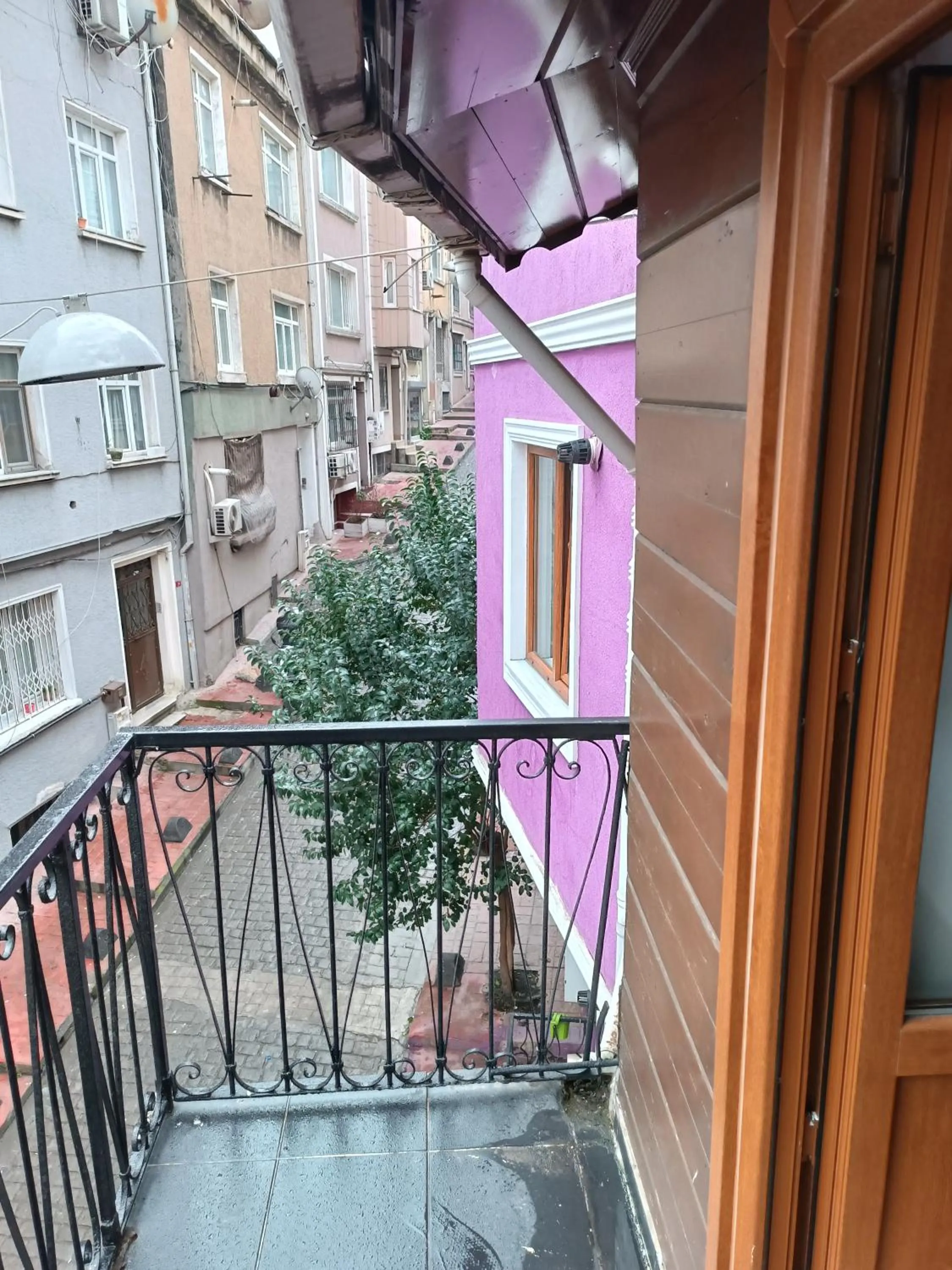 Taksim History Wooden Hostel