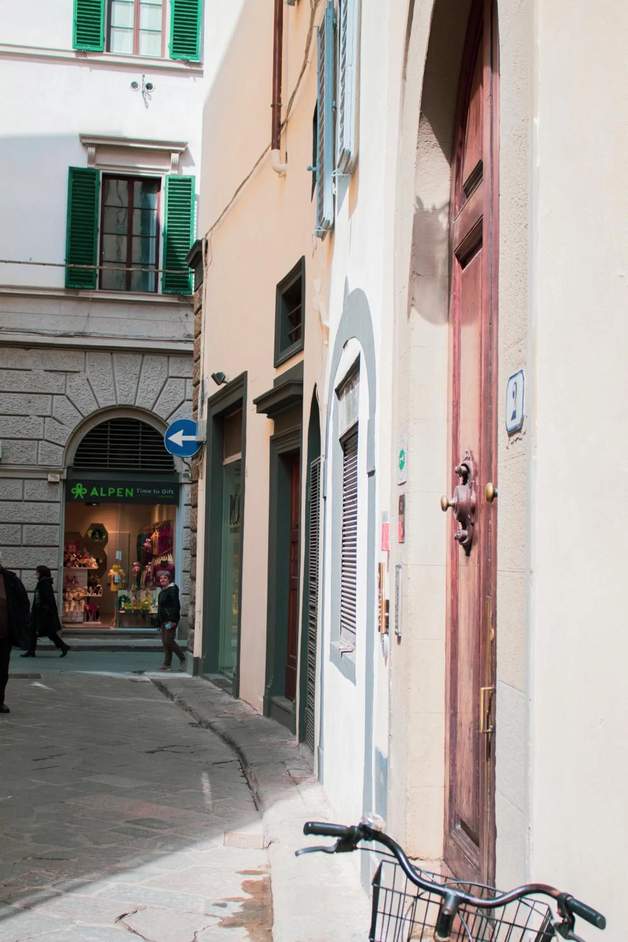 Property building in Ferdinando II De' Medici