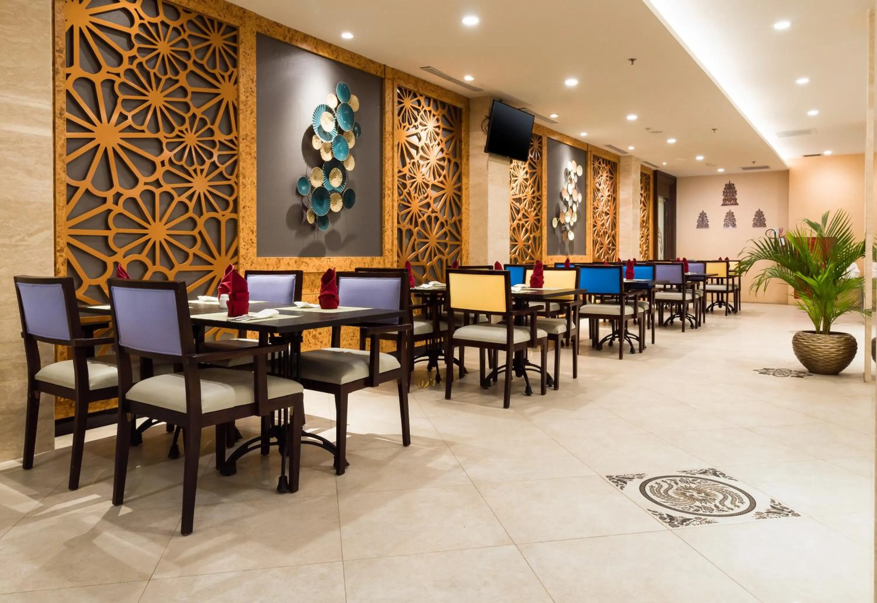 Restaurant/places to eat in BEST WORLD KINDAI HOTEL