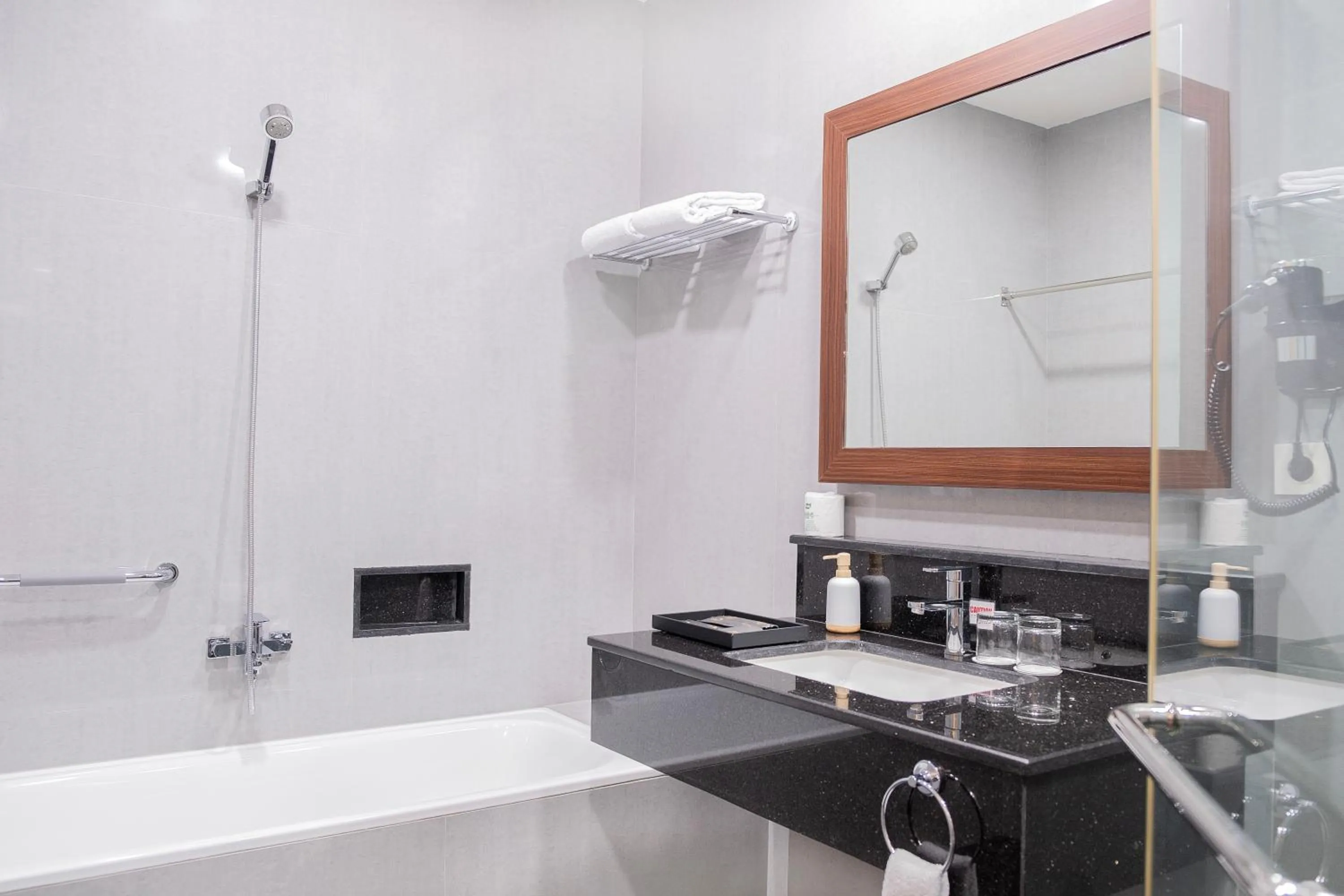 BEST WORLD KINDAI HOTEL