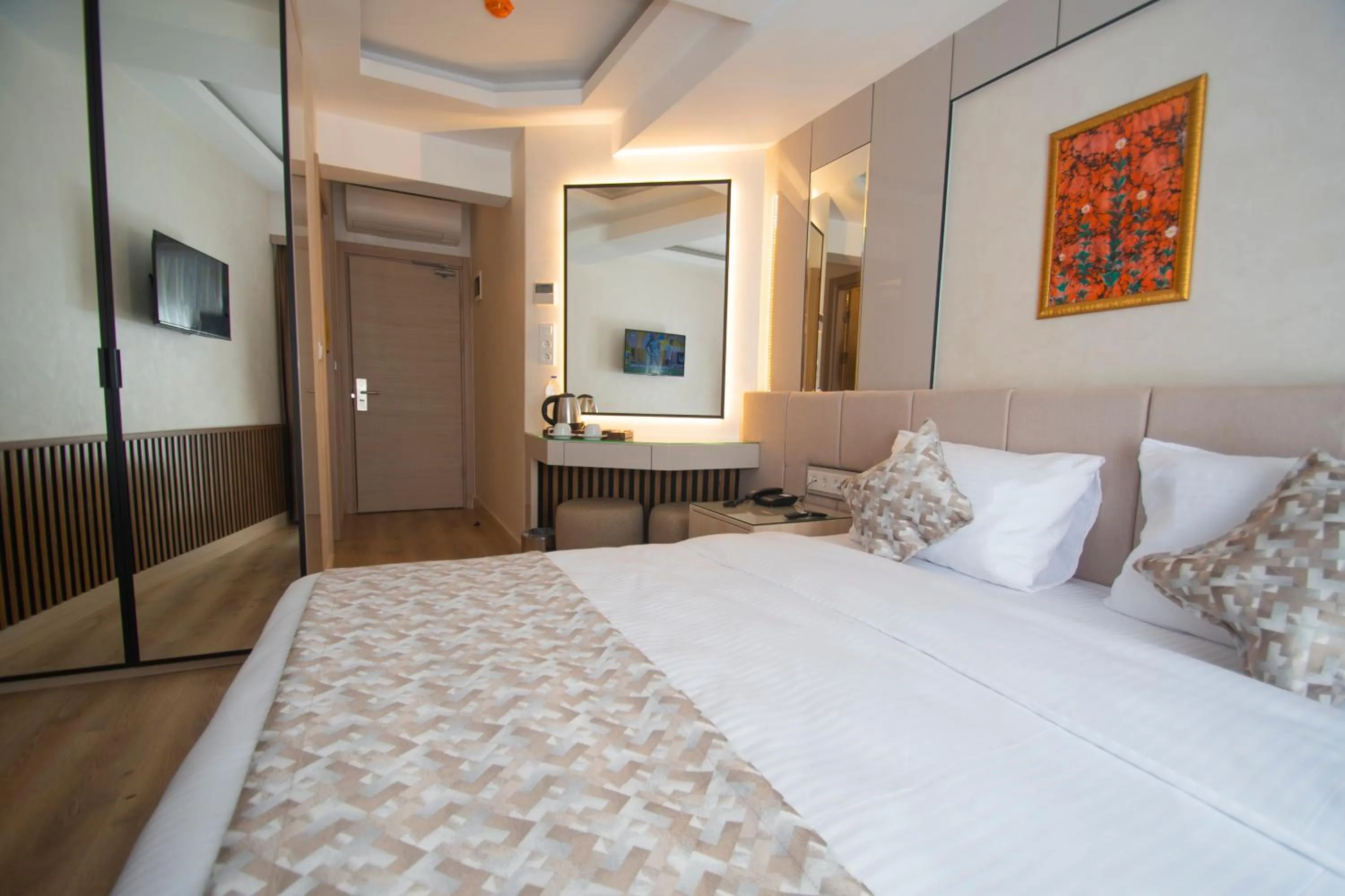 Massage, Bed in Vera Life Hotel