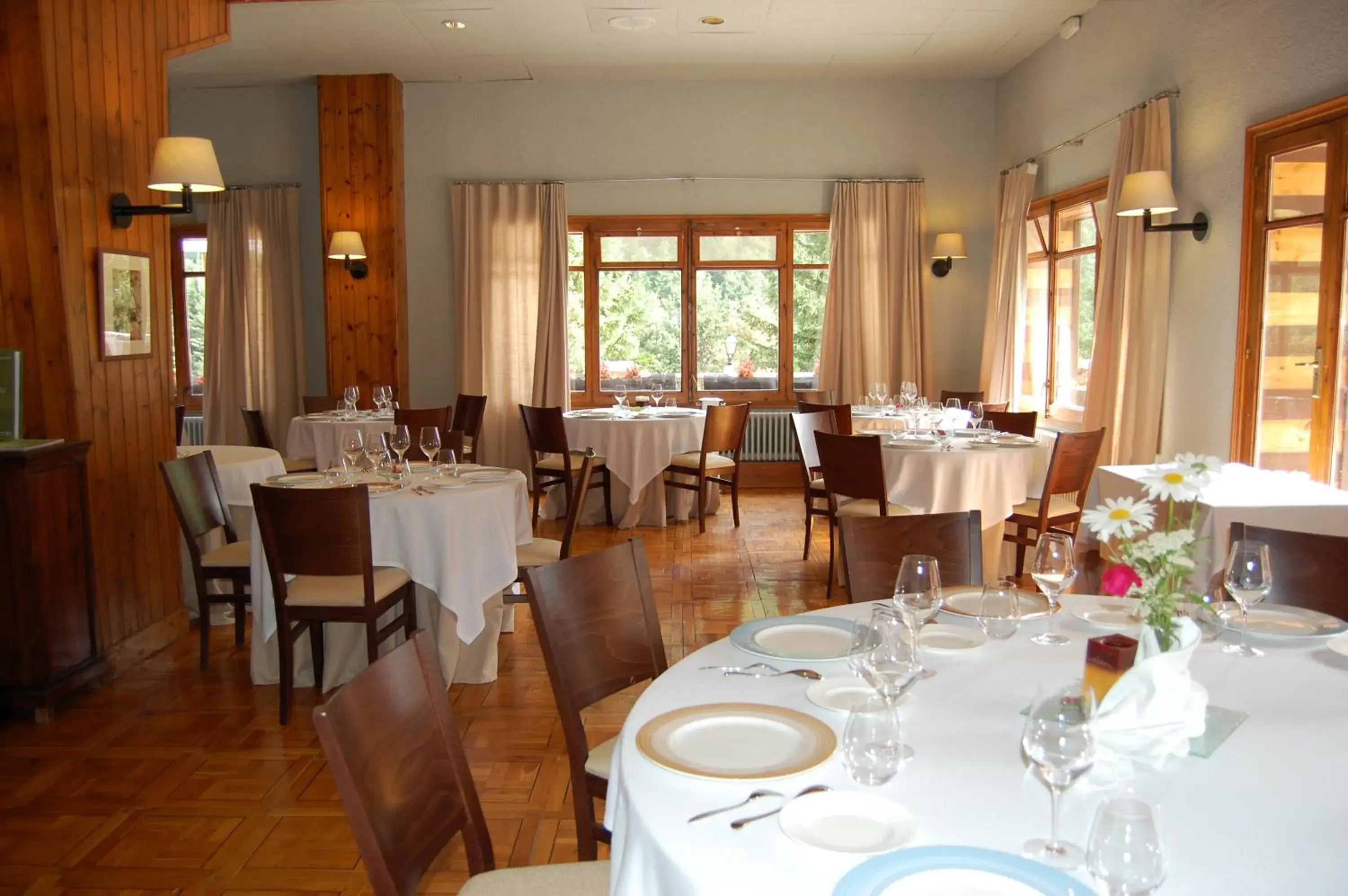 Restaurant/places to eat in Hotel Manantial Restaurant/places to eat in Hotel Manantial