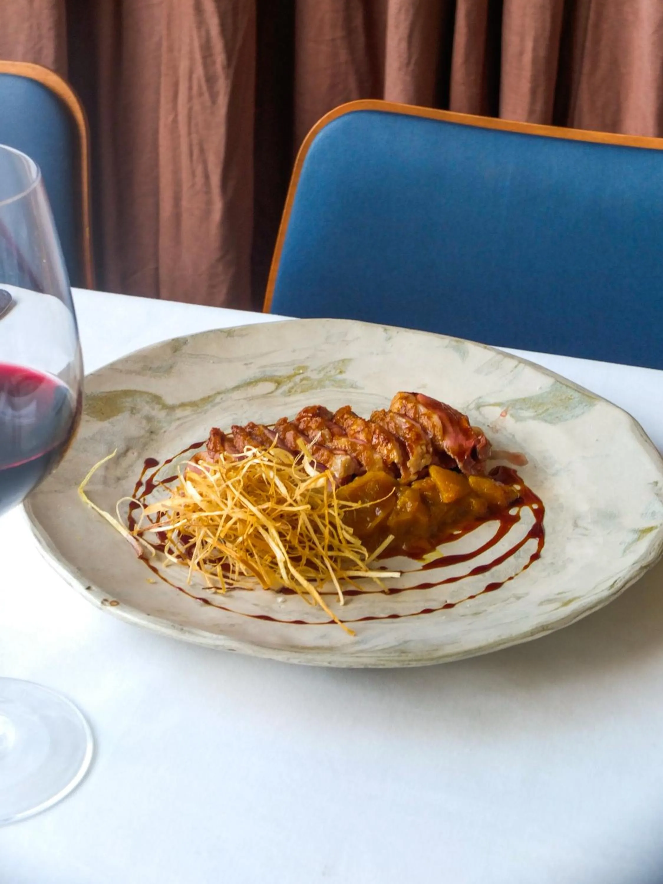 Restaurant/places to eat in Hostal Empúries