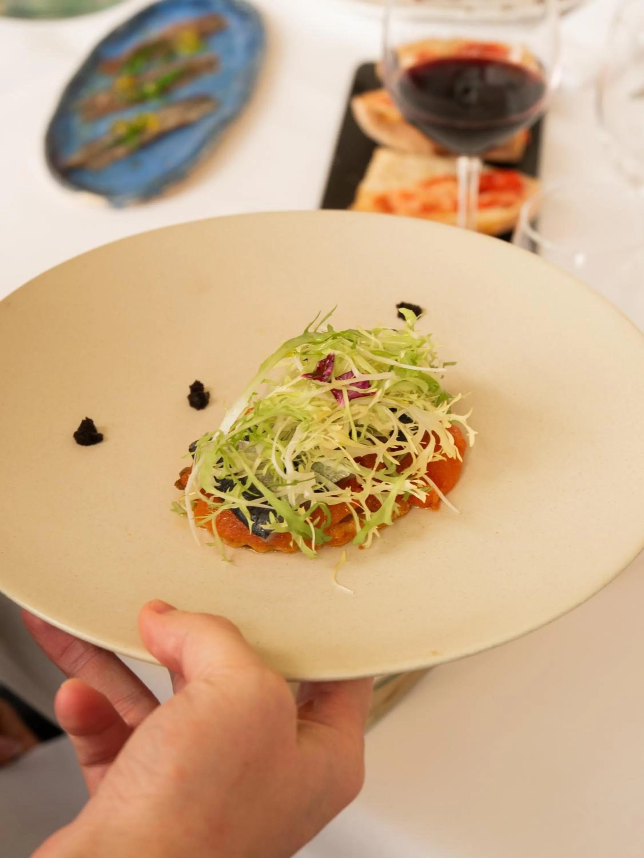 Restaurant/places to eat in Hostal Empúries