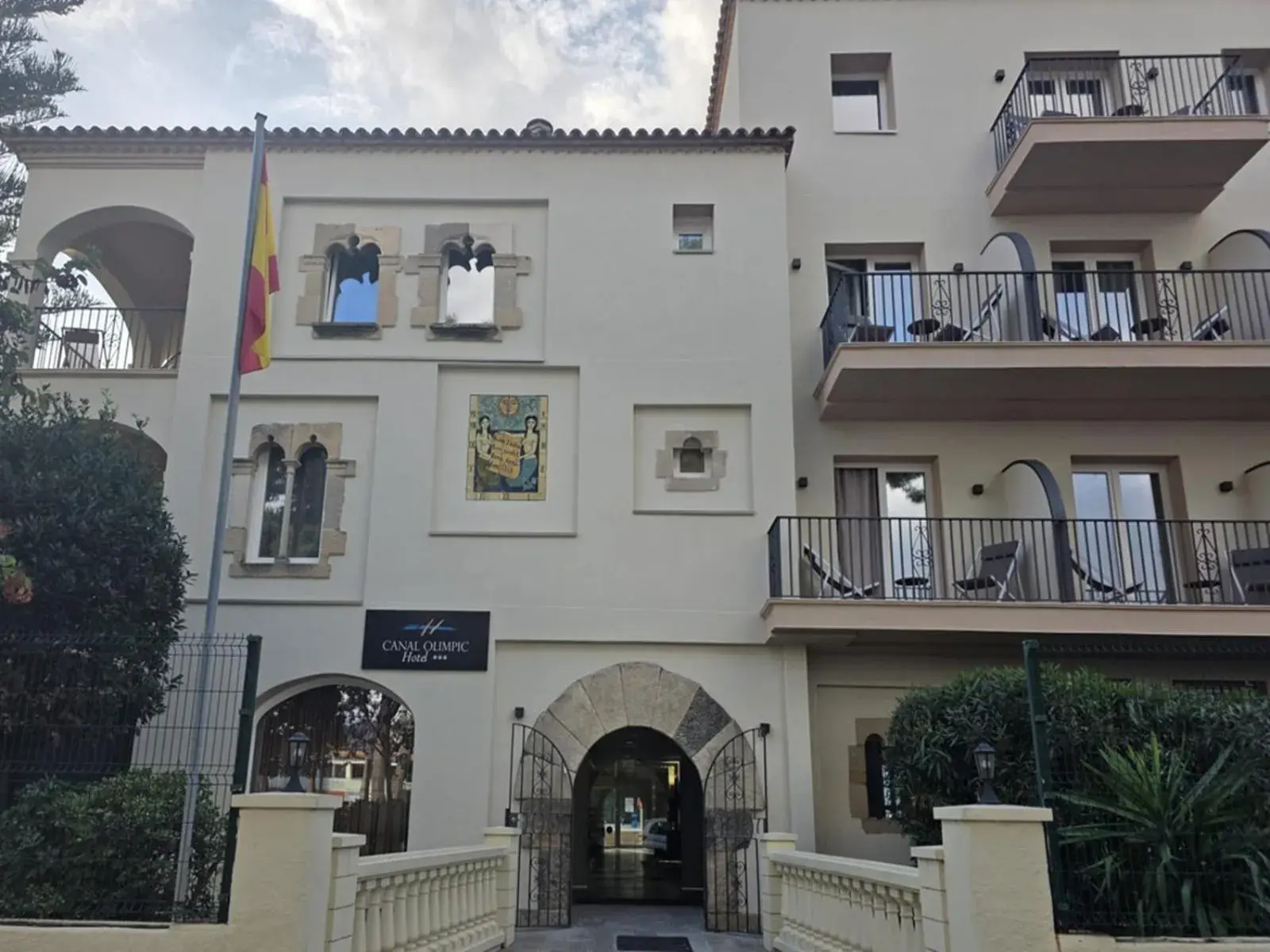 Facade/entrance in Hotel Canal Olímpic Facade/entrance in Hotel Canal Olímpic