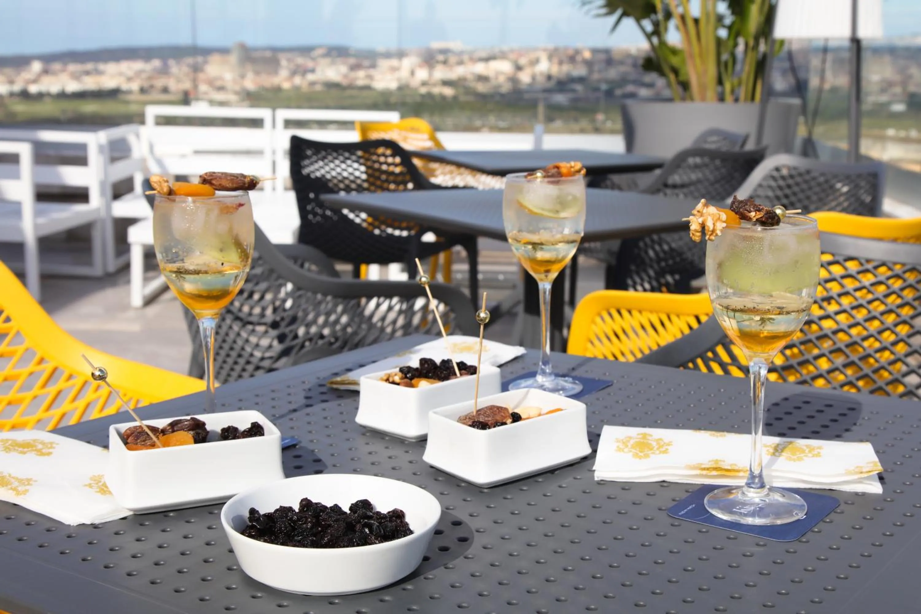 Balcony/Terrace in Golden Tulip Opera Alger