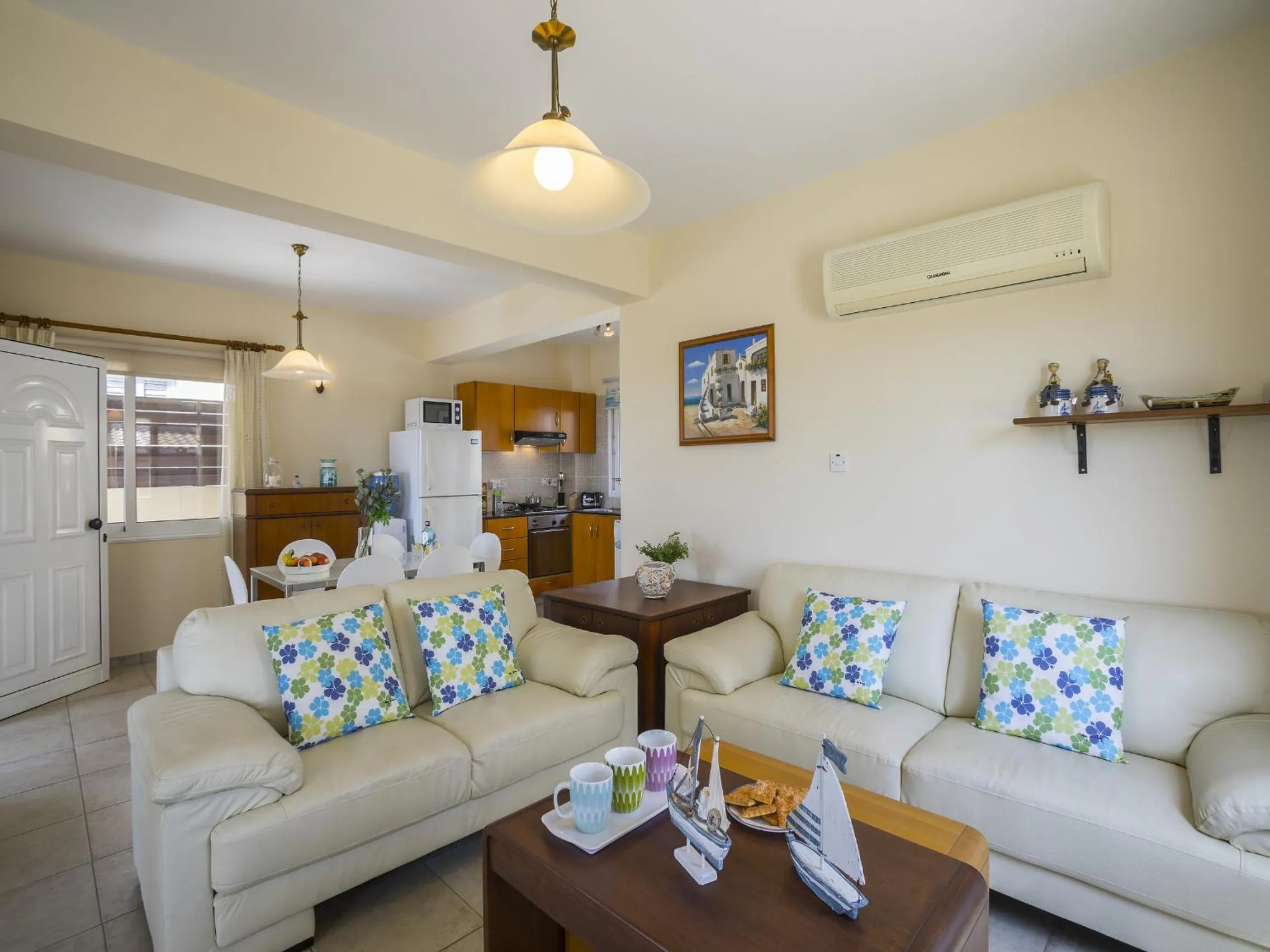Communal lounge/ TV room in Protaras Villa Amber By The Sea