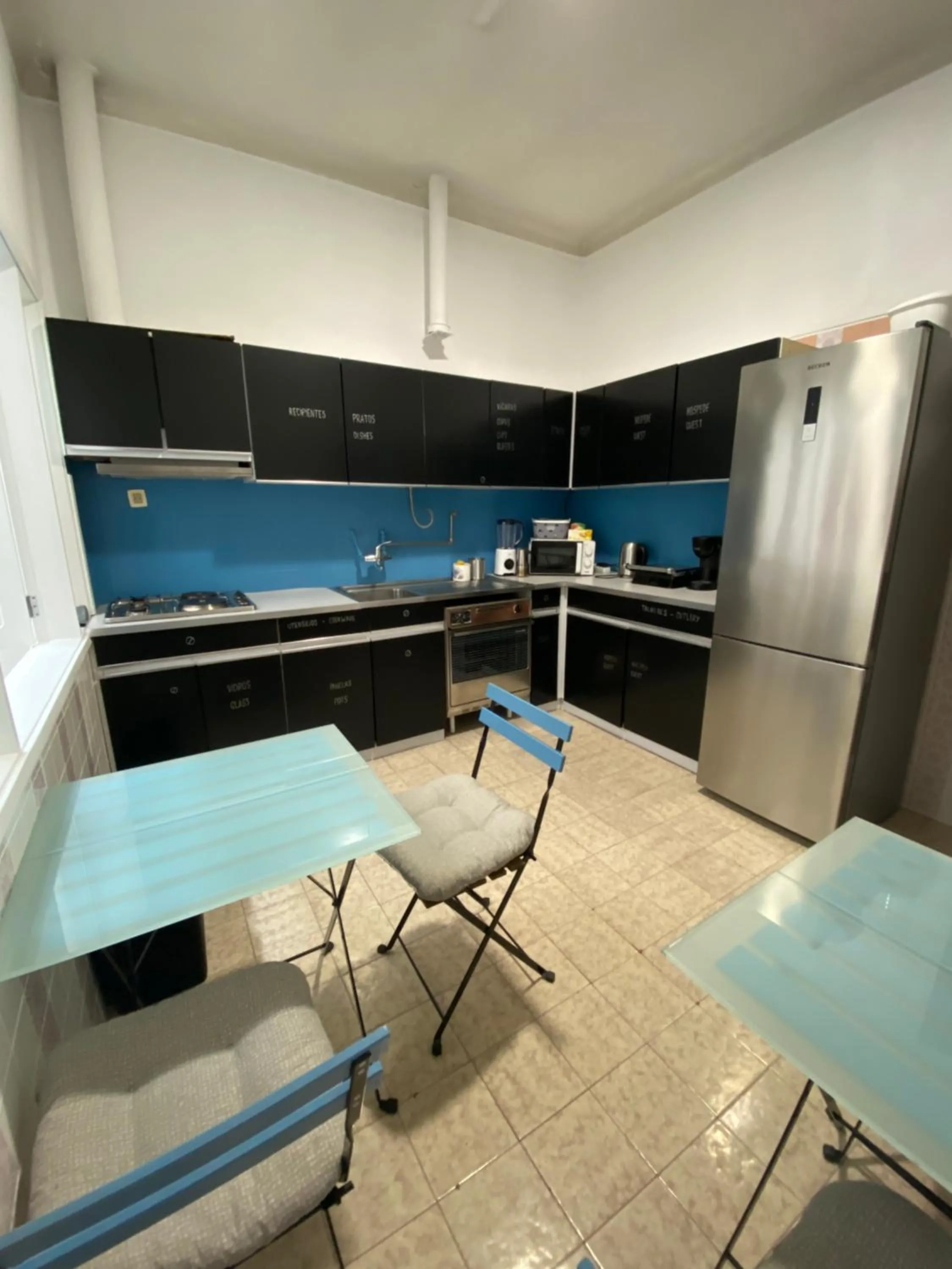 Kitchen or kitchenette in Barão 35 Guest House