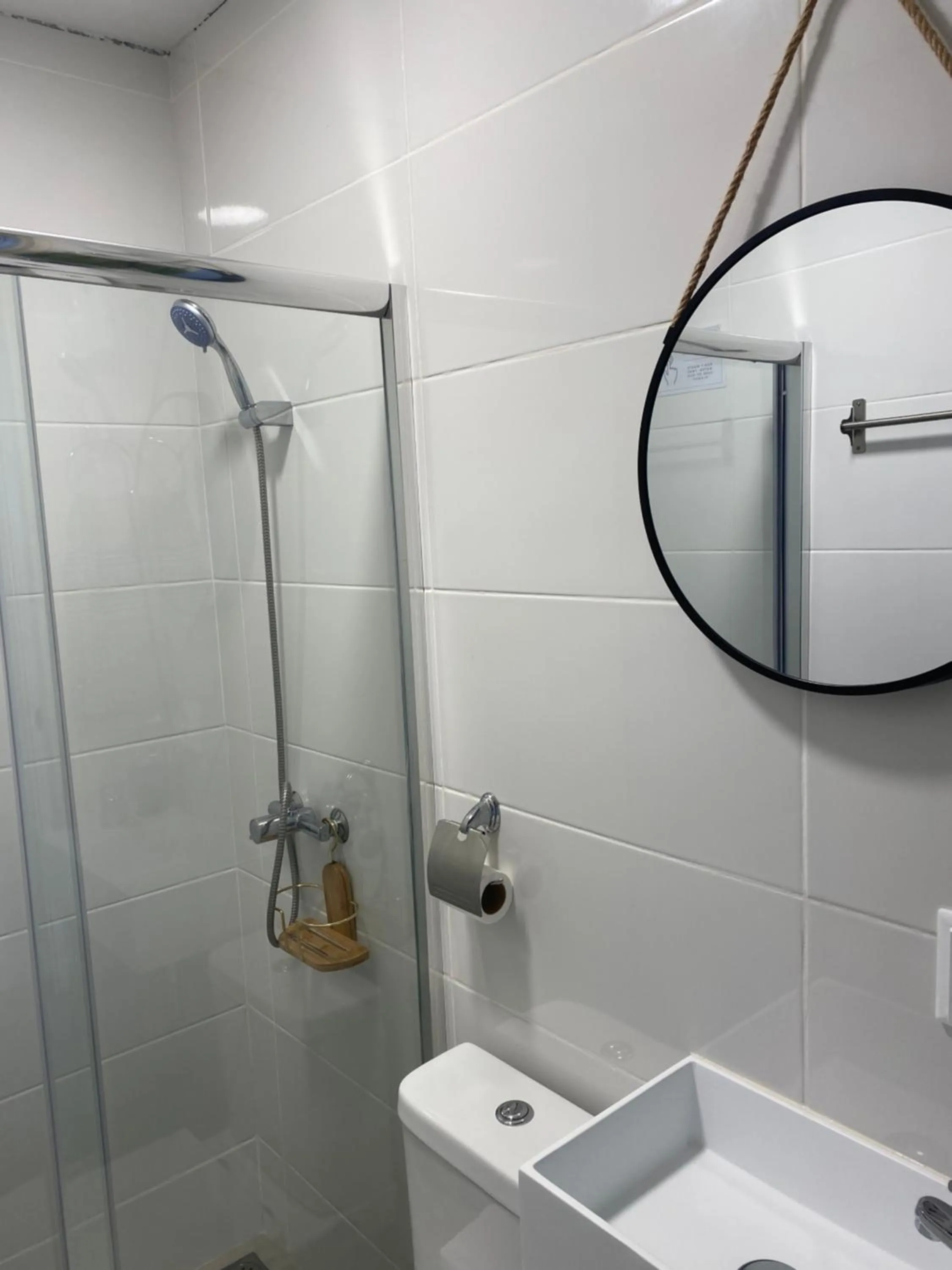 Shower in Barão 35 Guest House