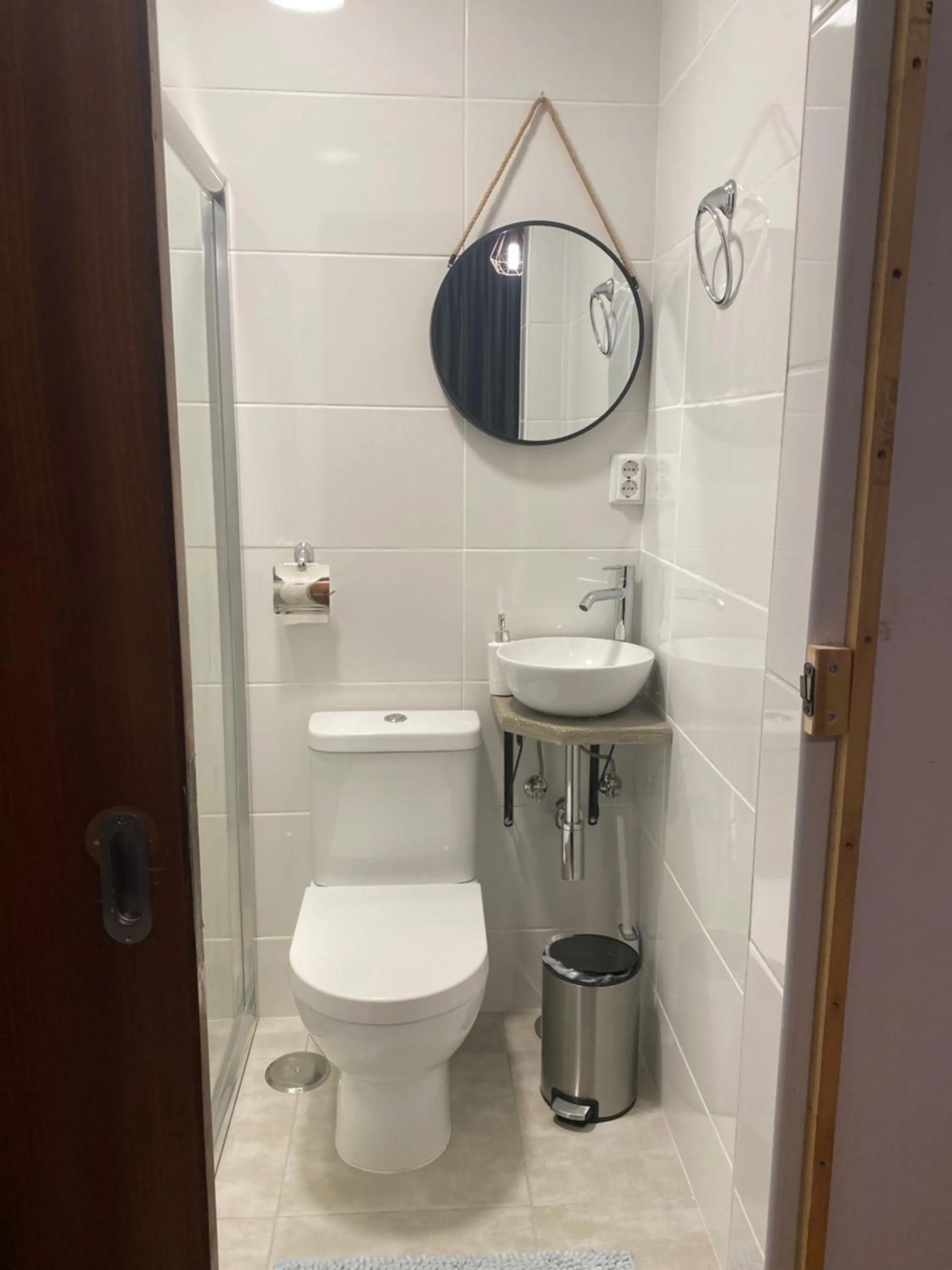 Toilet in Barão 35 Guest House