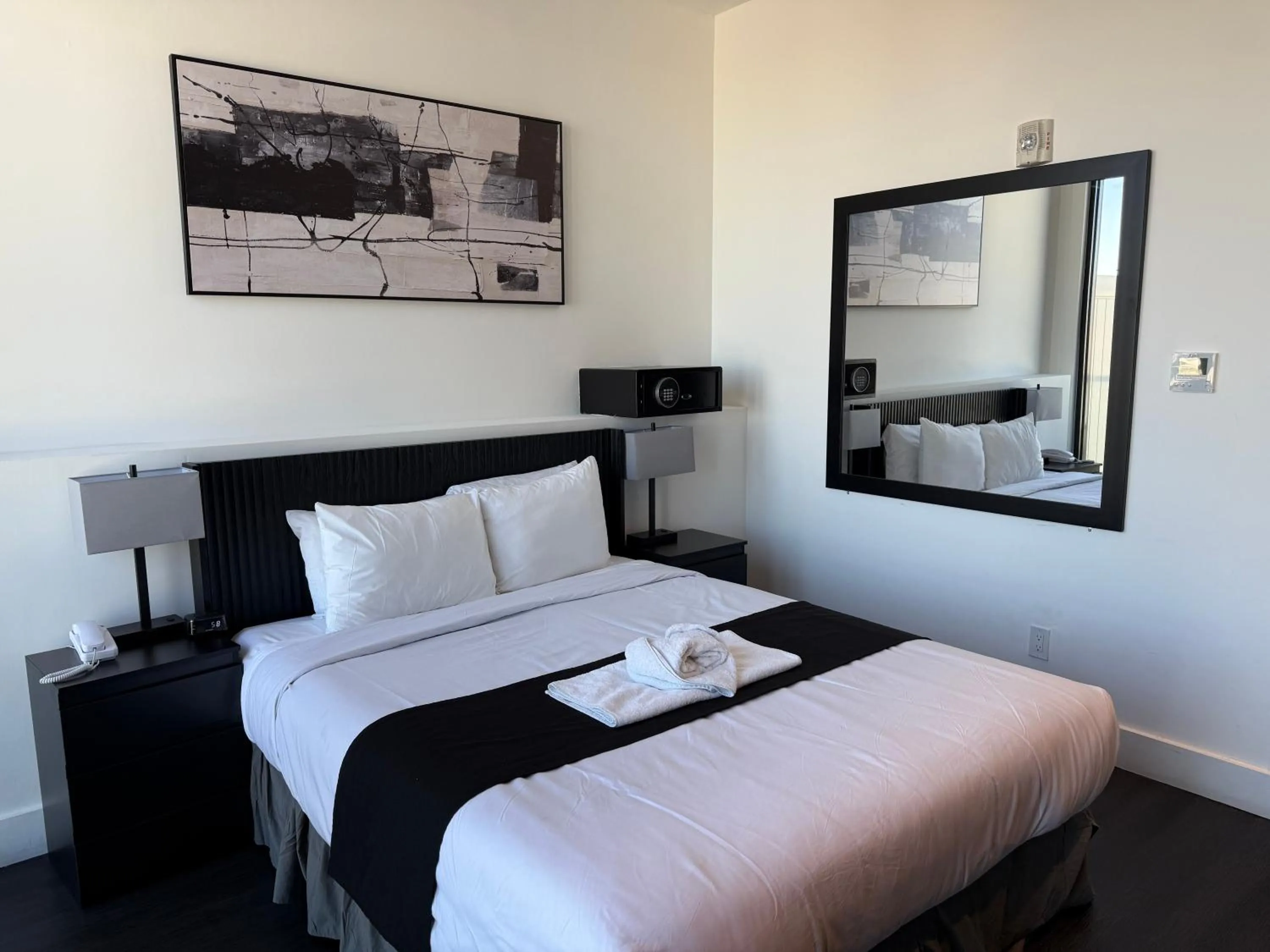 Bed in Nova Hotel Brooklyn