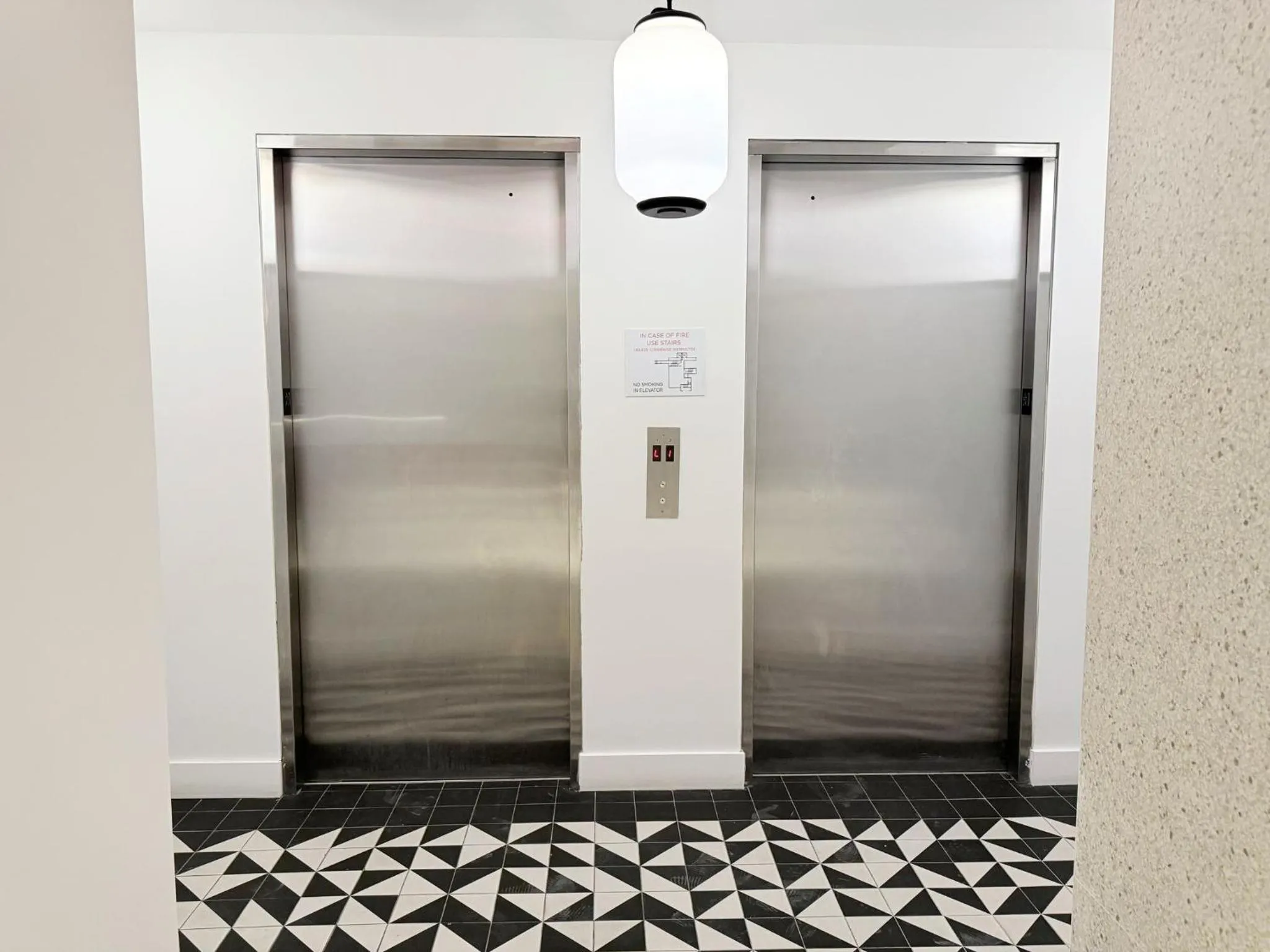 elevator in Nova Hotel Brooklyn