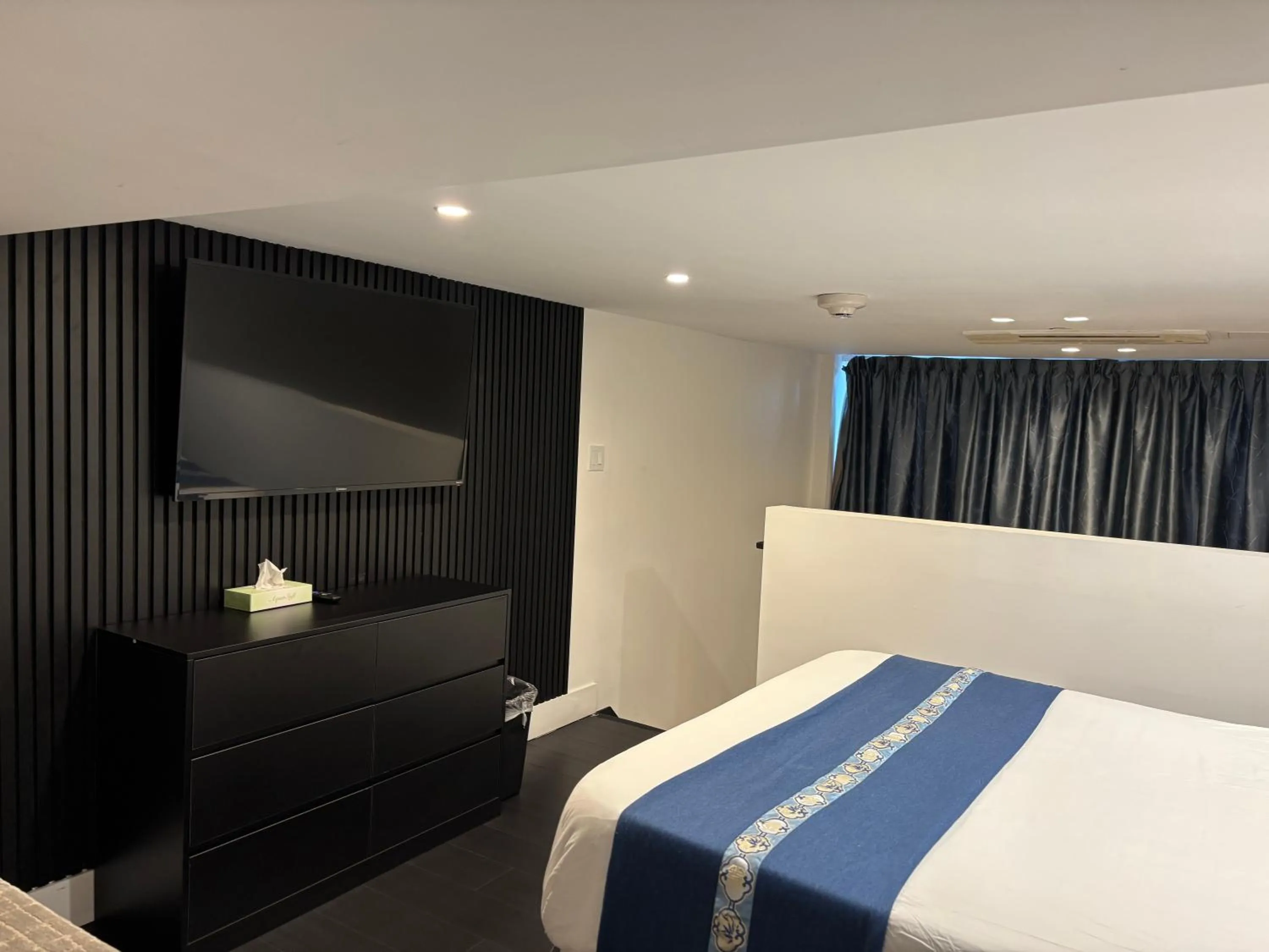 Bed in Nova Hotel Brooklyn