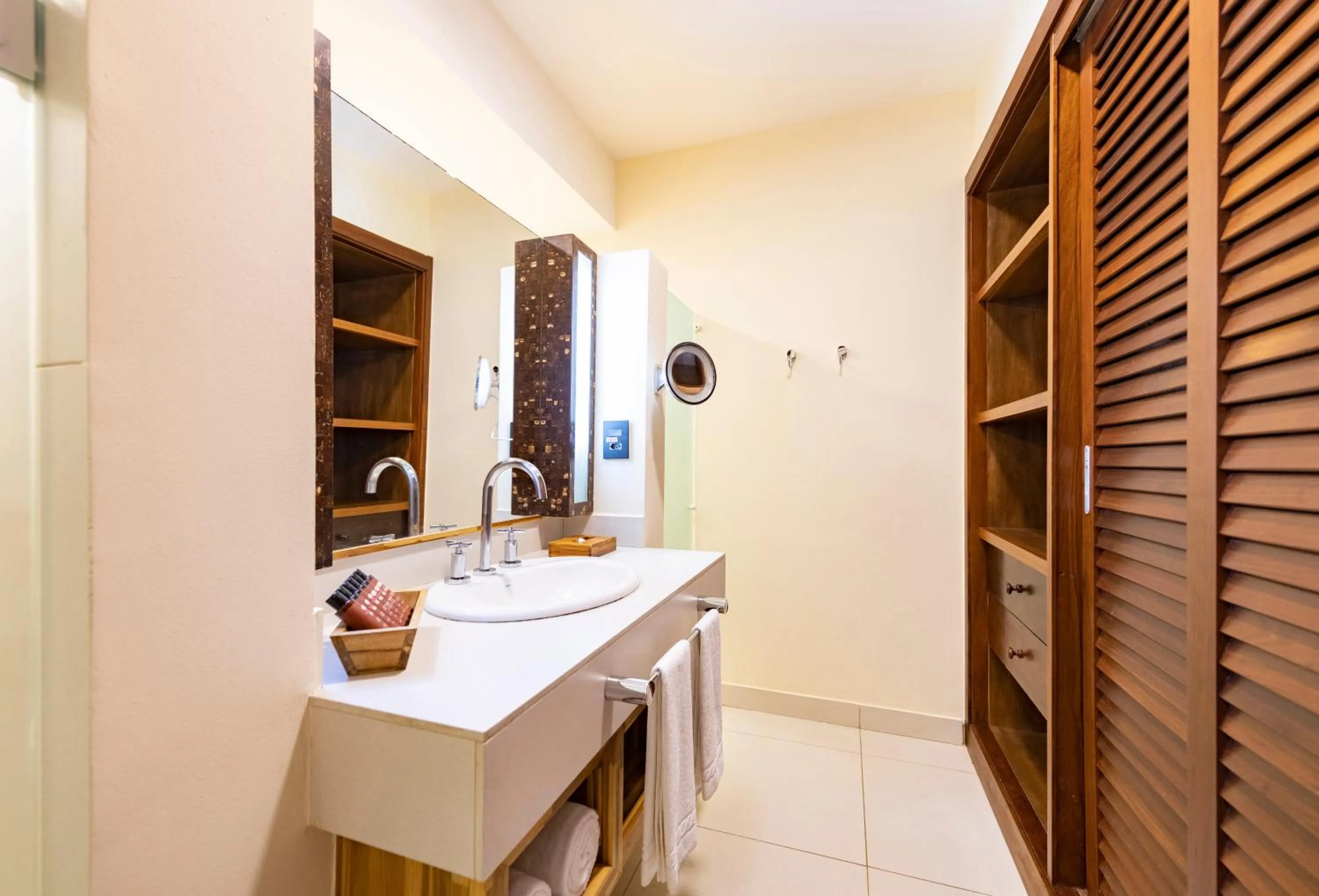 Bathroom in Tivoli Ecoresort Praia do Forte